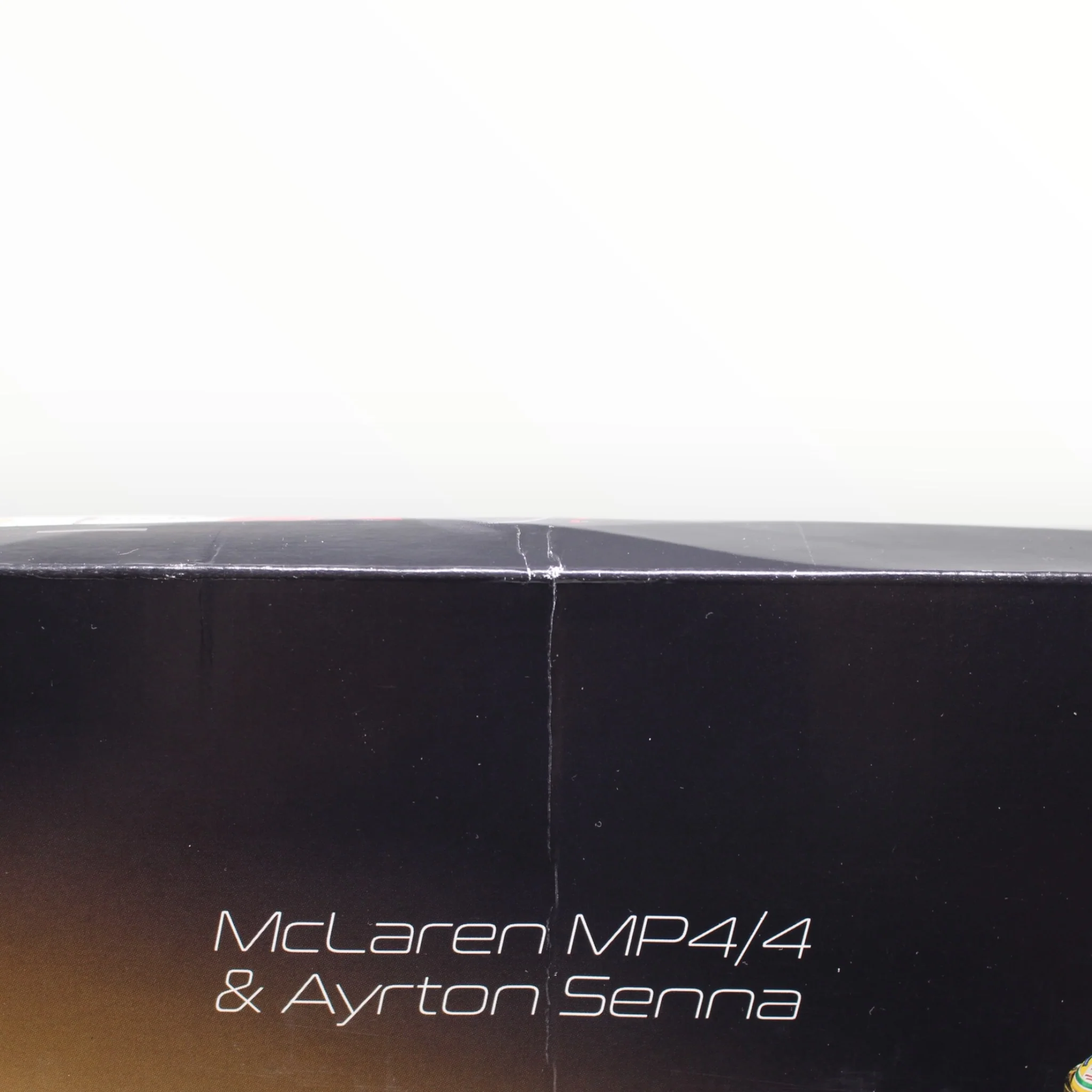 10330 Icons McLaren MP4/4 & Ayrton Senna (some box damage) - Image 3