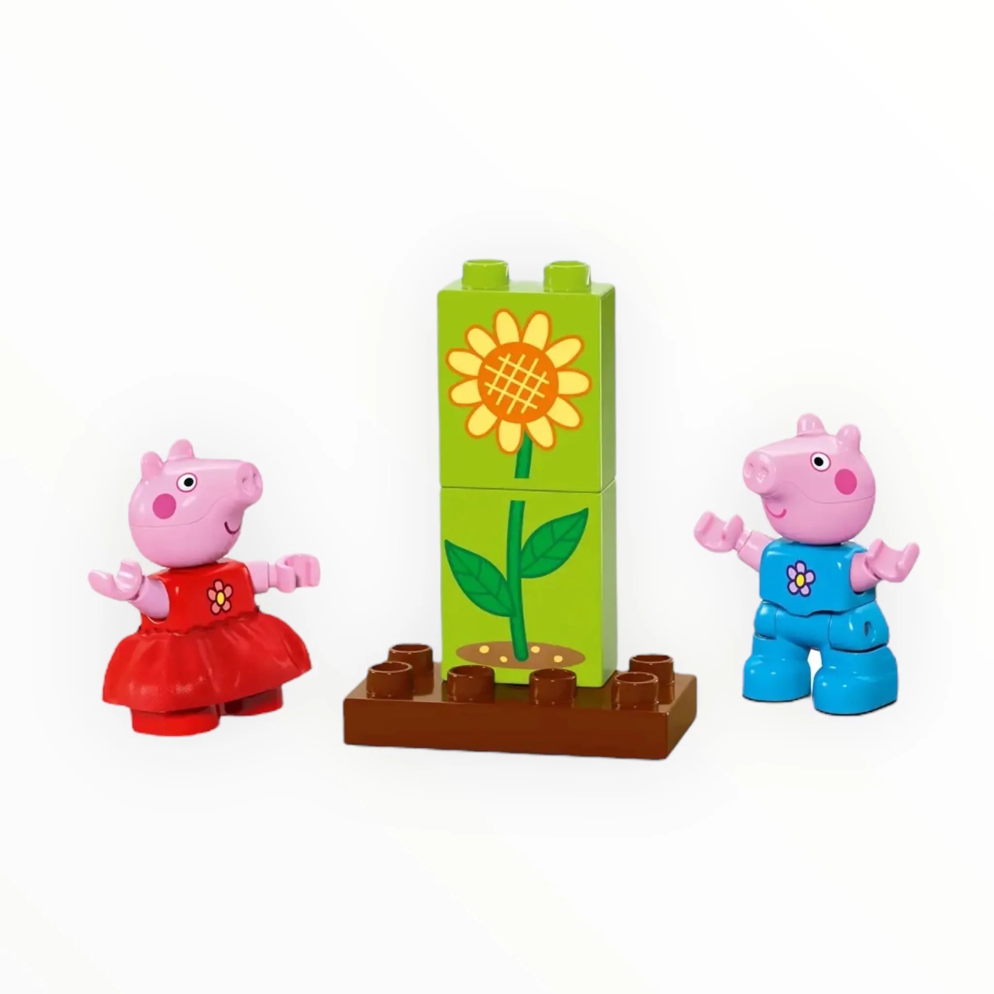 10431 DUPLO Peppa Pig Garden and Tree House - Image 2