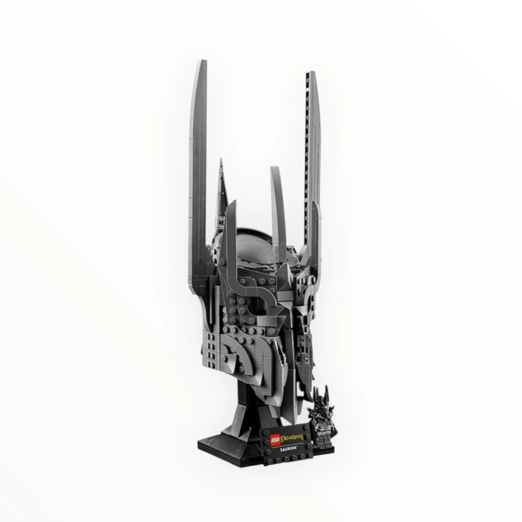11373 Icons The Lord of the Rings: Sauron's Helmet - Image 2