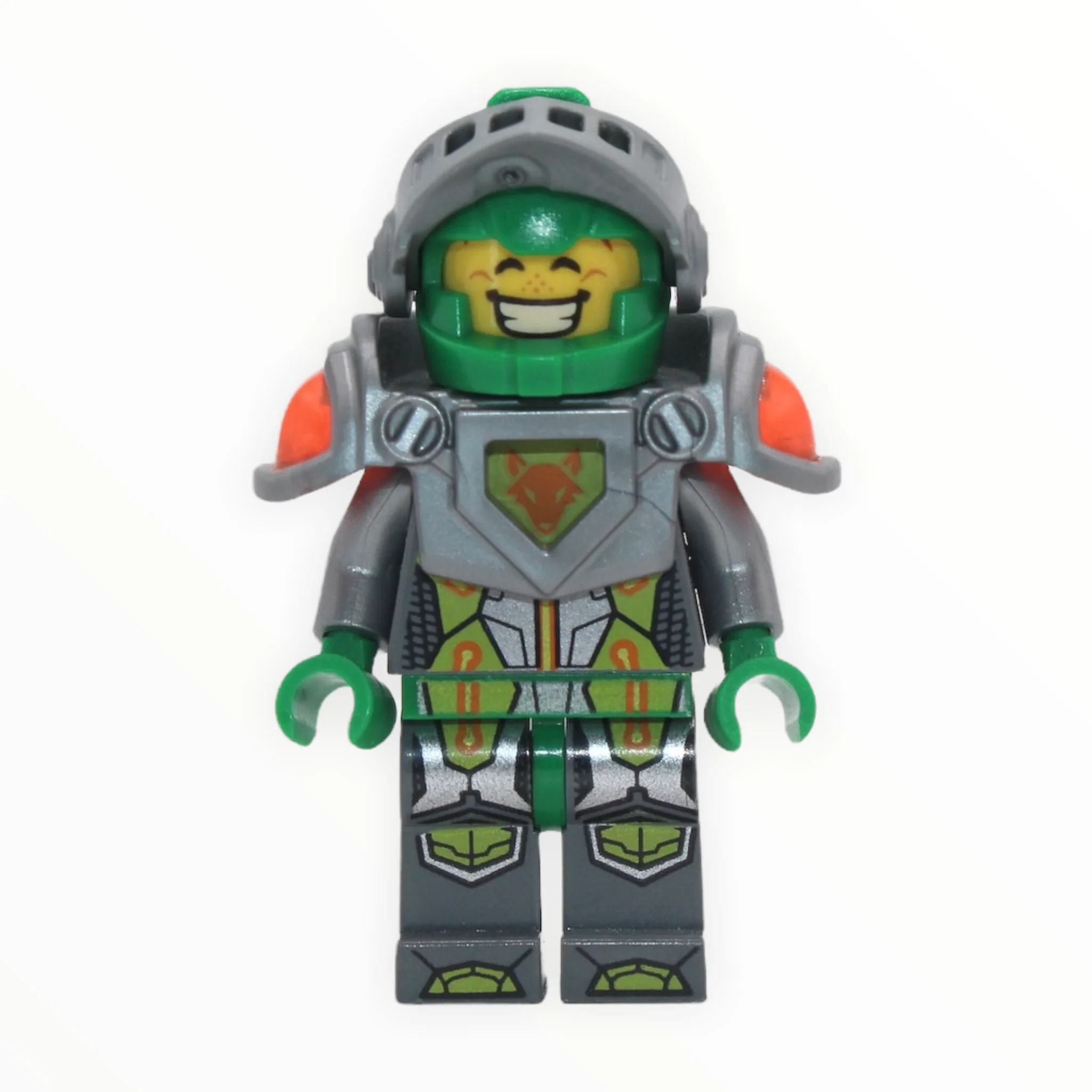 Aaron (flat silver visor) - Image 2