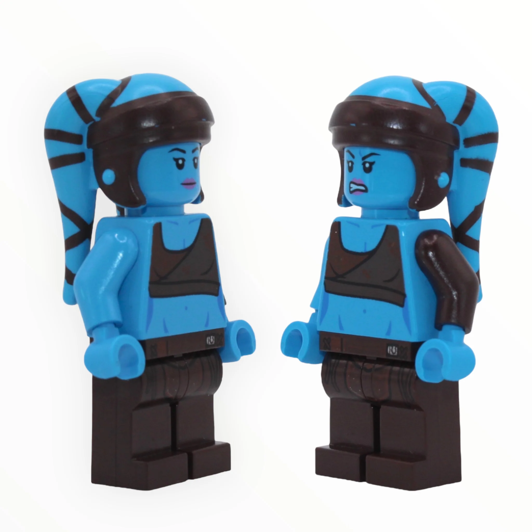 Aayla Secura (dark pink lips, 2017)