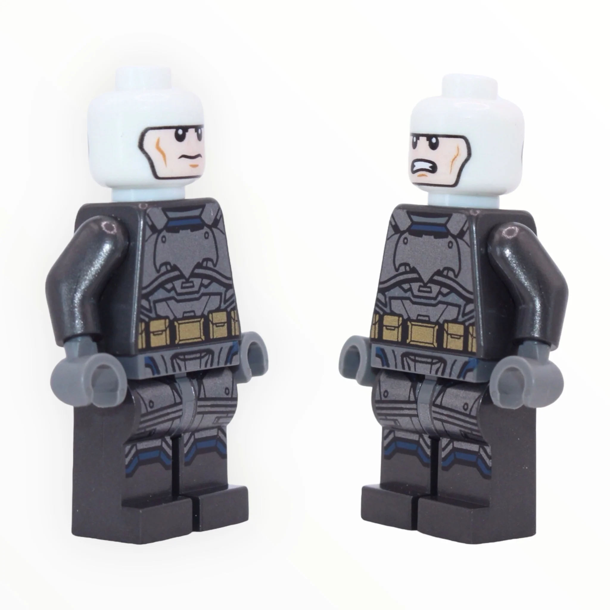 Armored Batman (Dawn of Justice, cape) - Image 2