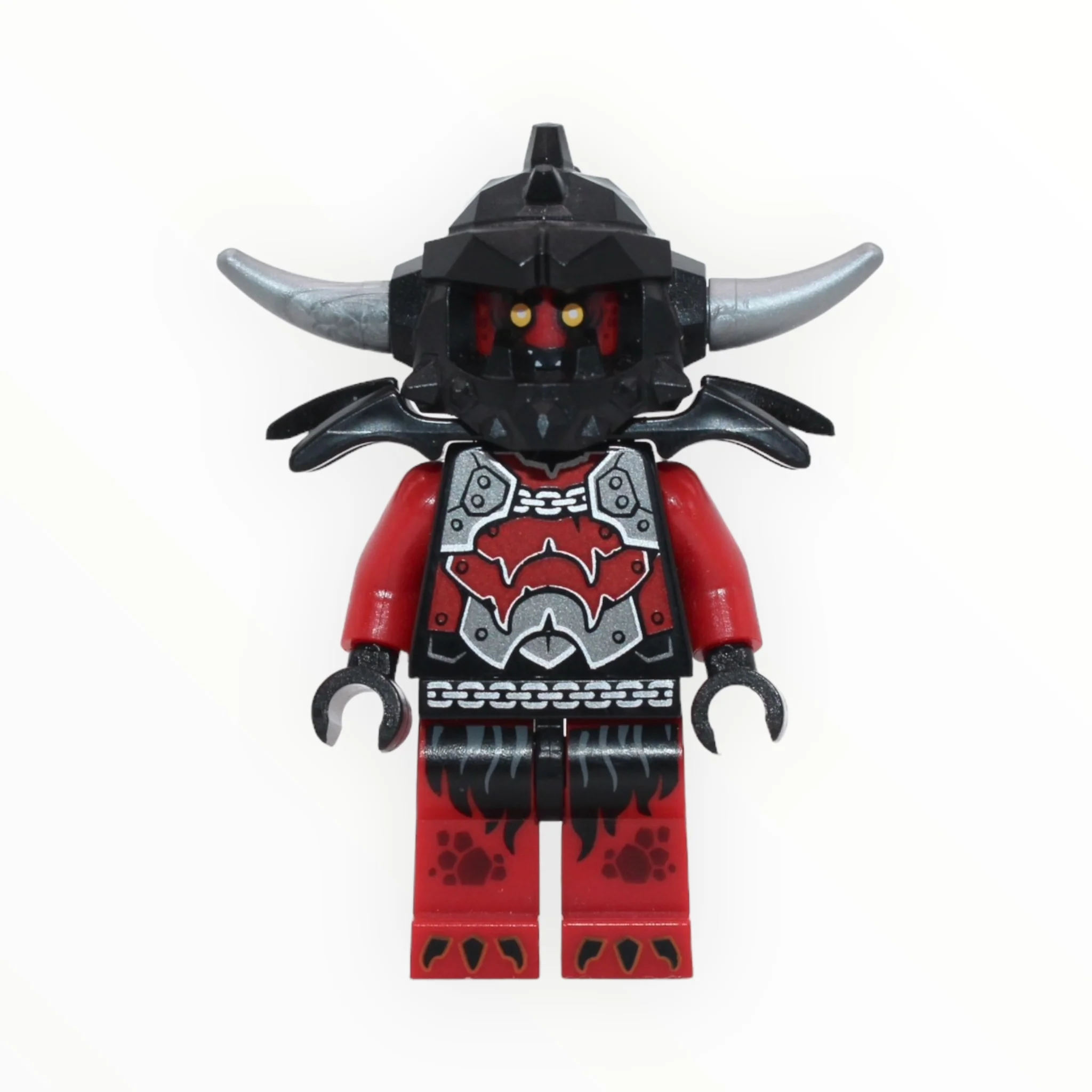 Ash Attacker (flat silver horns)