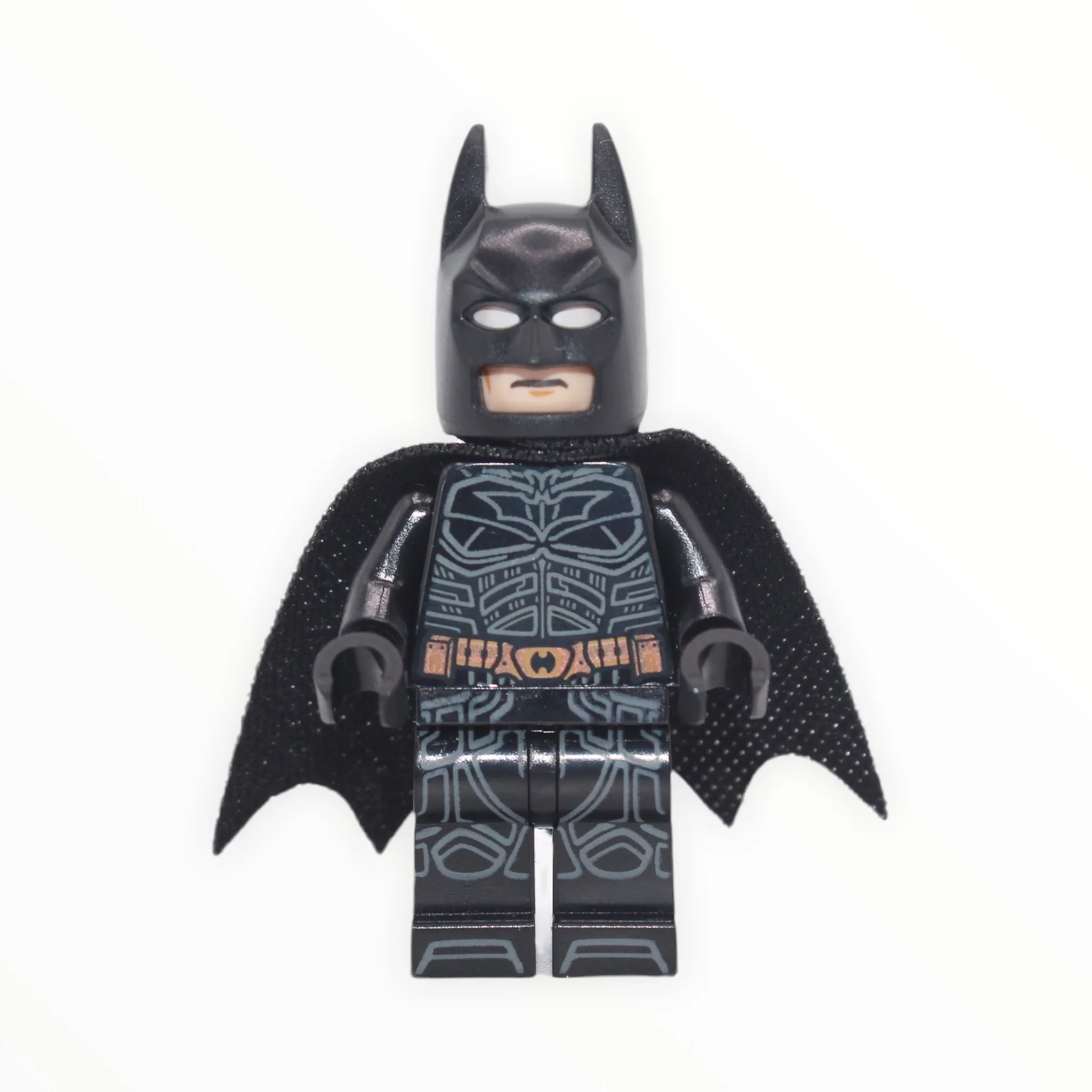 Batman (The Dark Knight, black suit, copper belt, printed legs, 2021)