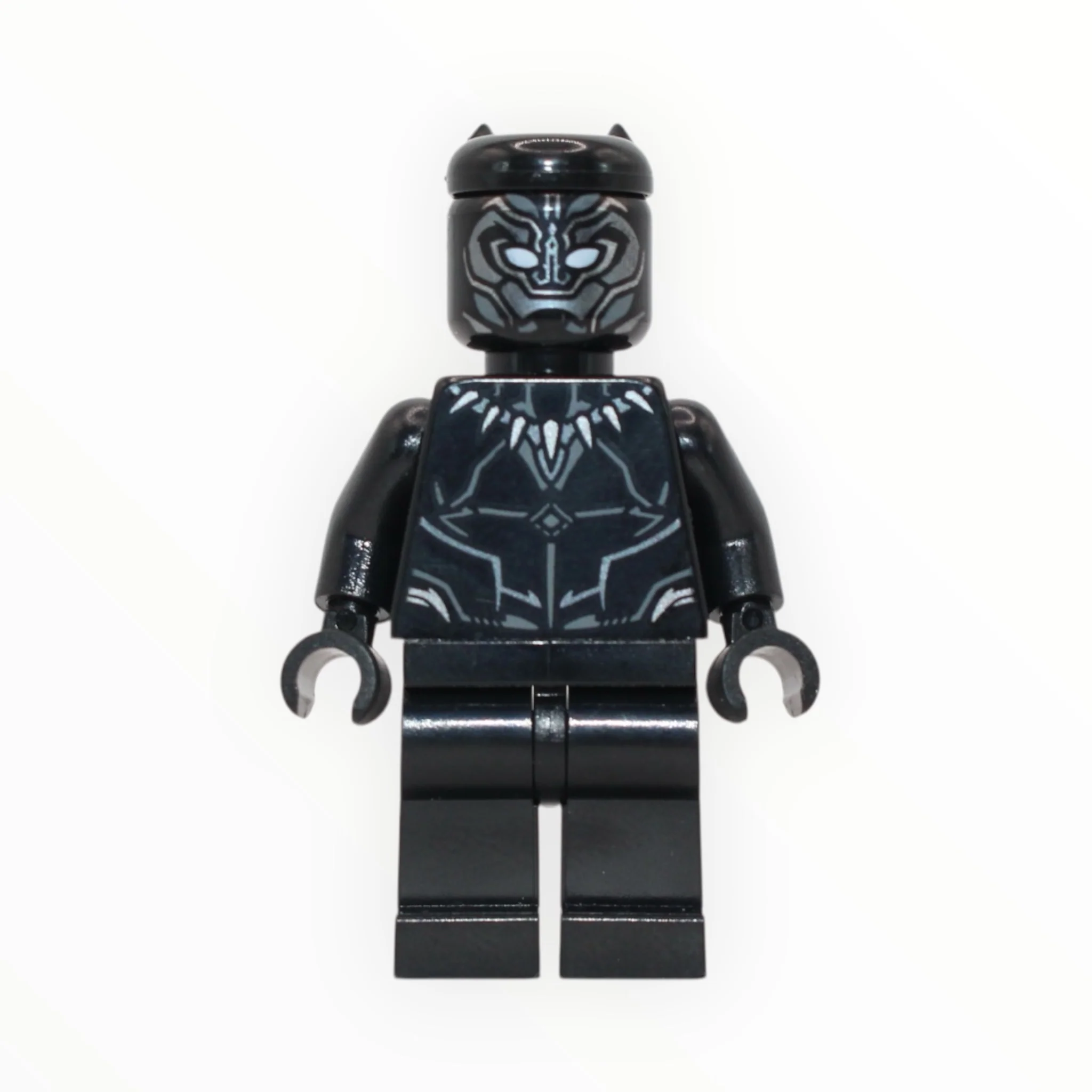 Black Panther (dark silver and gray armor contours, 2022)