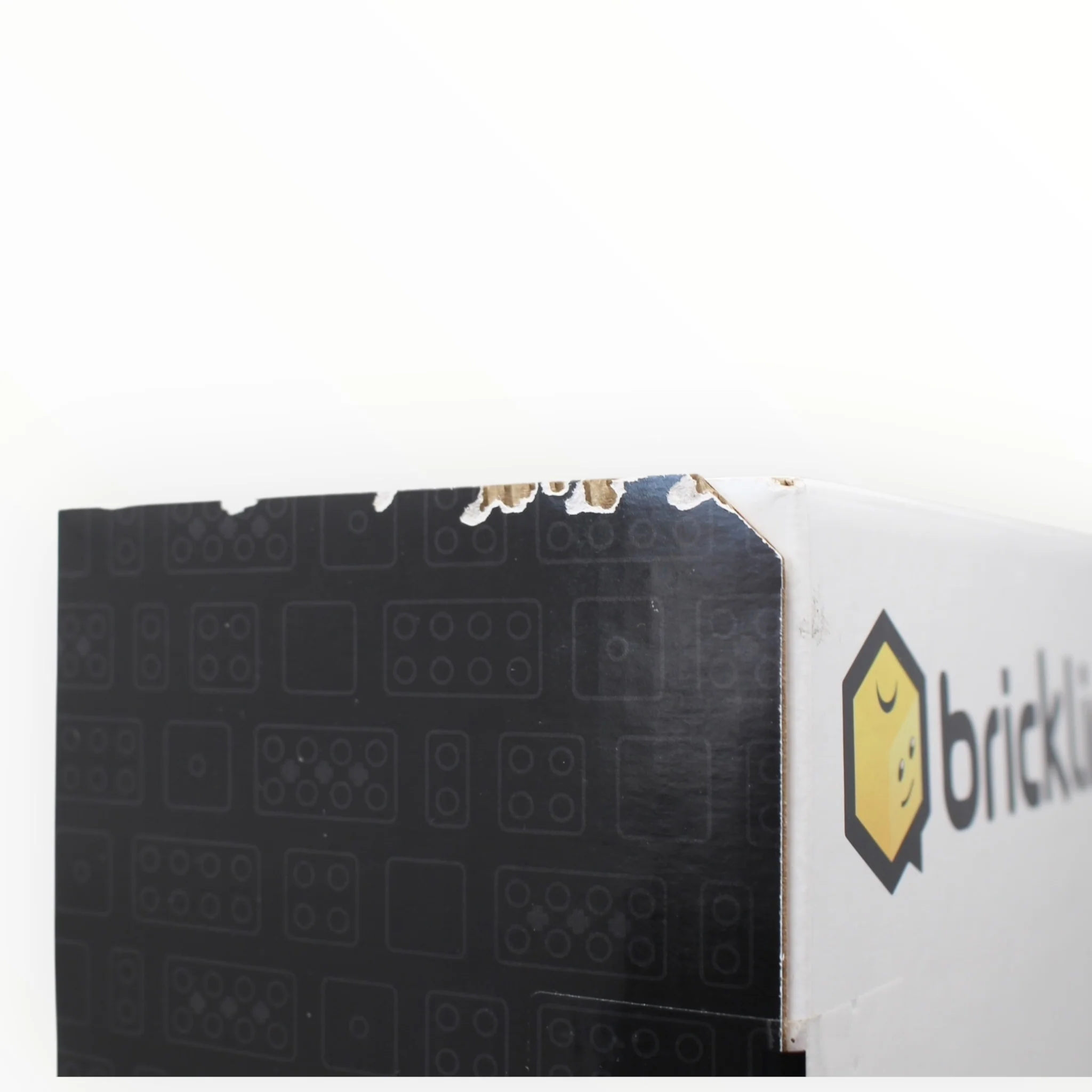 Bricklink Set 910033 Old Train Engine Shed (slight box damage) - Image 3