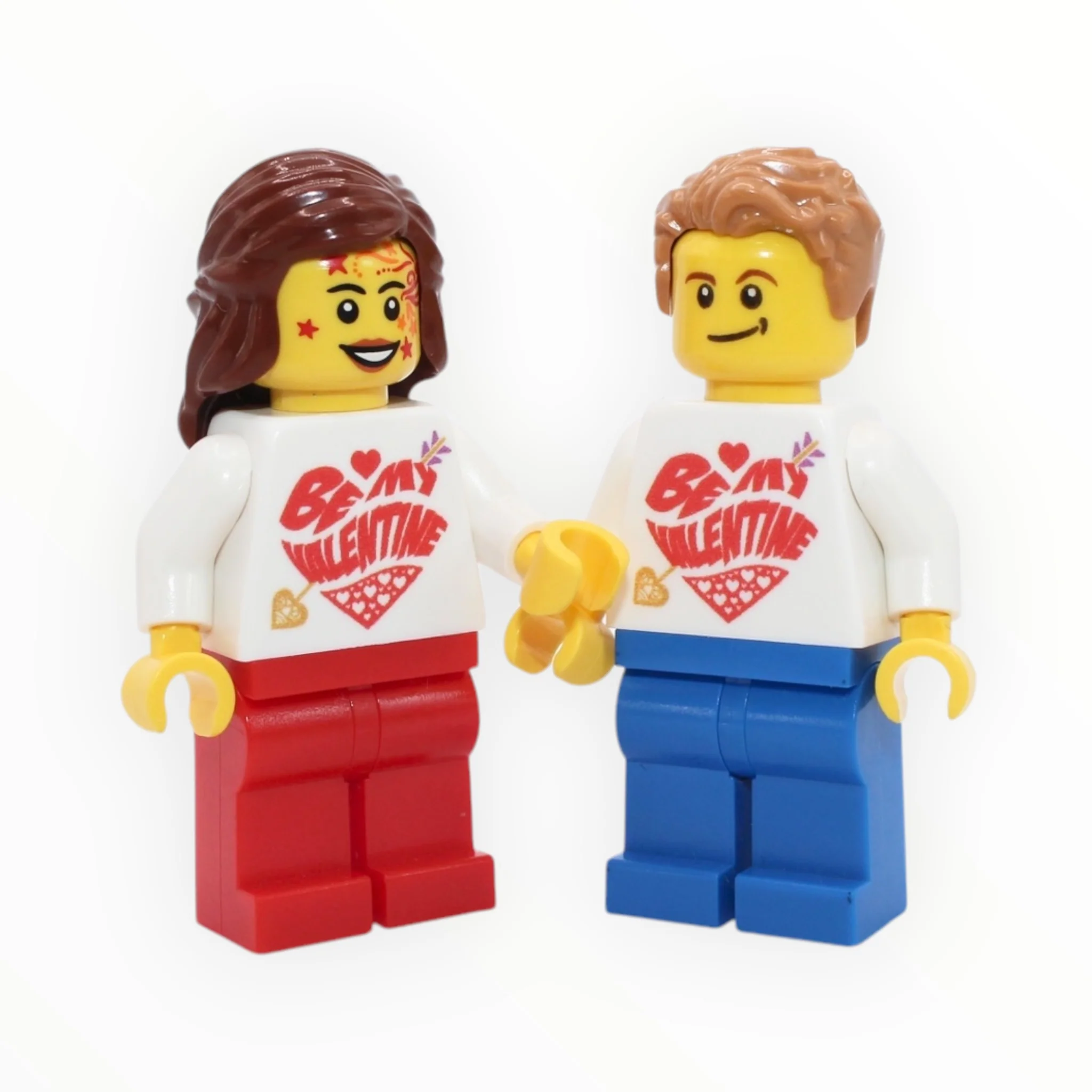 Bricks & Minifigs Exclusive Valentine's Torso 2025