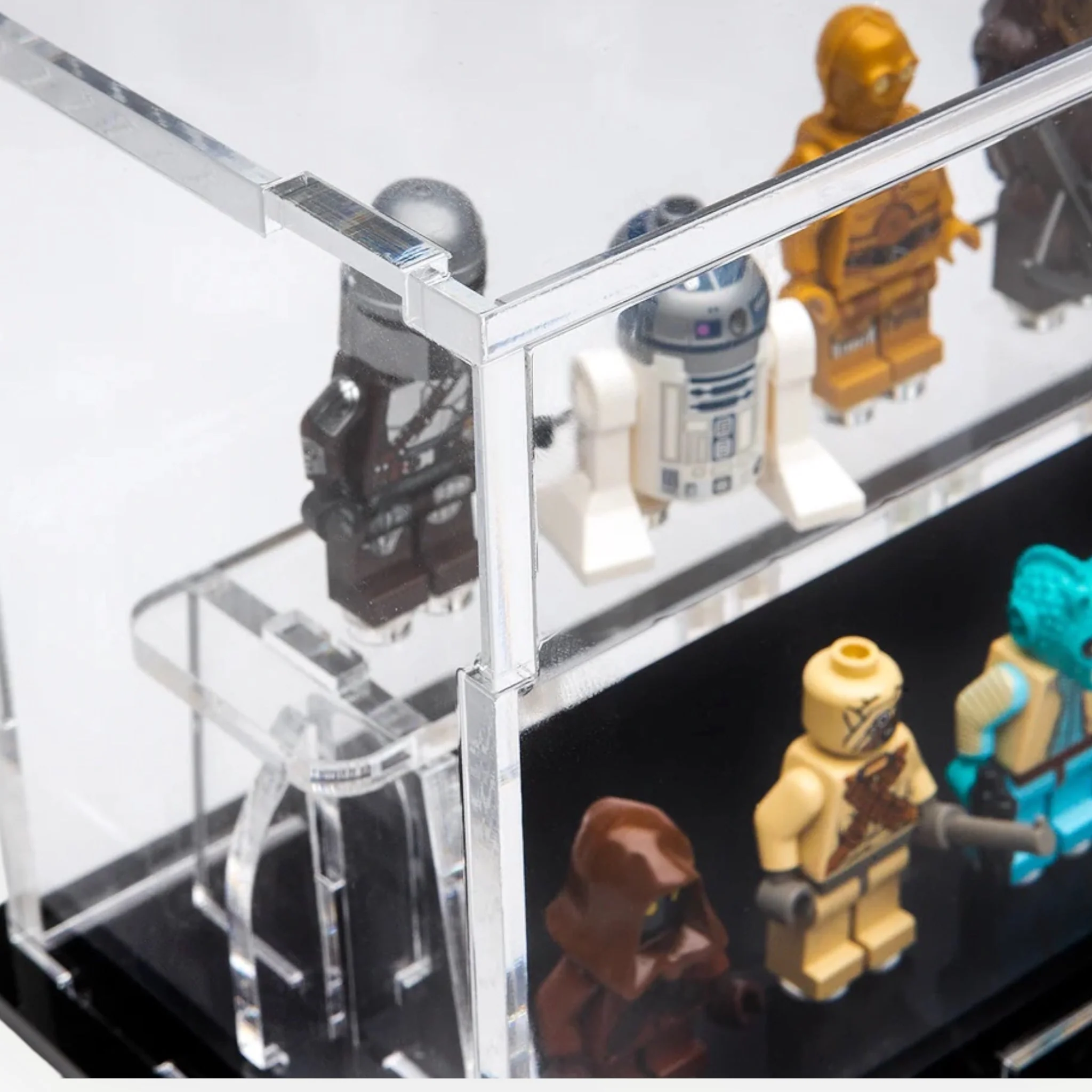 Brickshell Podium Display Case - 12 Minifigures - Image 3