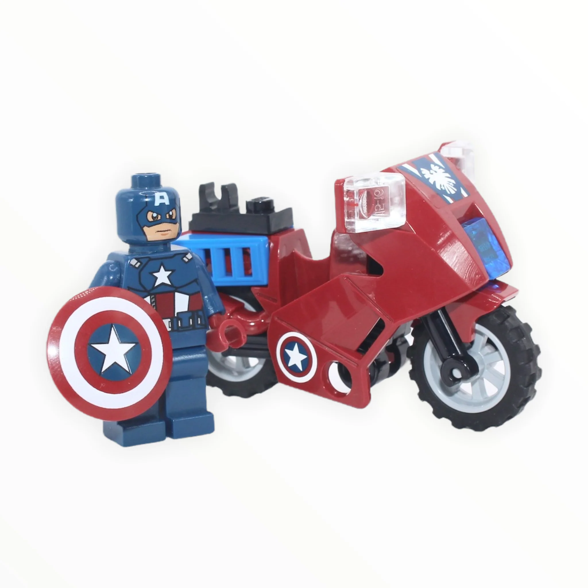 Captain America with shield and Avenging Cycle (2012) - Image 2