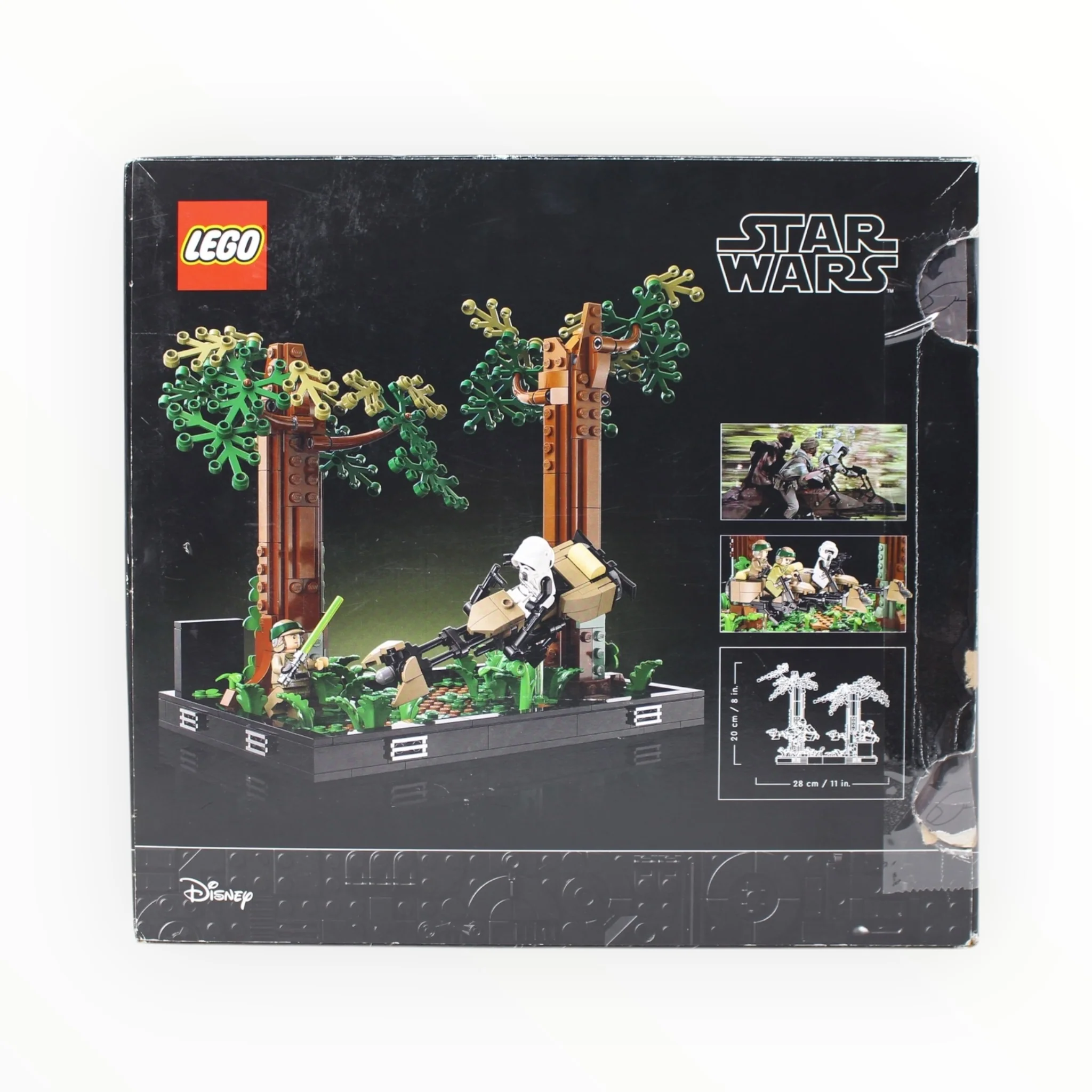 Certified Used Set 75353 Star Wars Endor Speeder Chase Diorama - Image 2