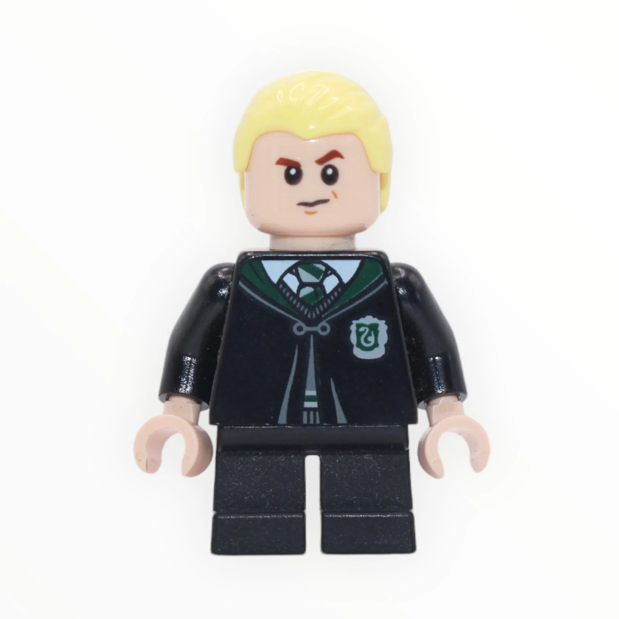Draco Malfoy (Slytherin clasped robe, short legs)
