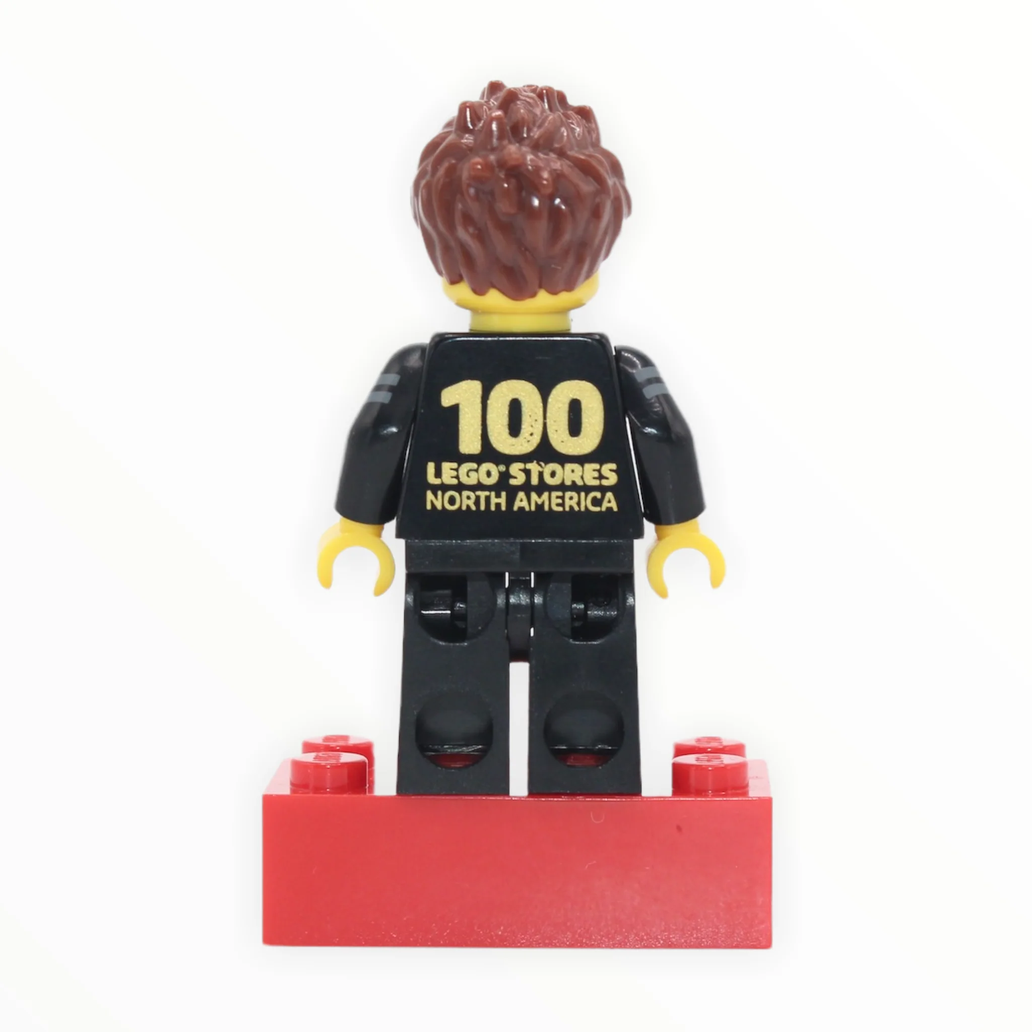 LEGO Brand Store Employee with 100 LEGO Stores Brick (100 Stores back printing on torso) - Image 2