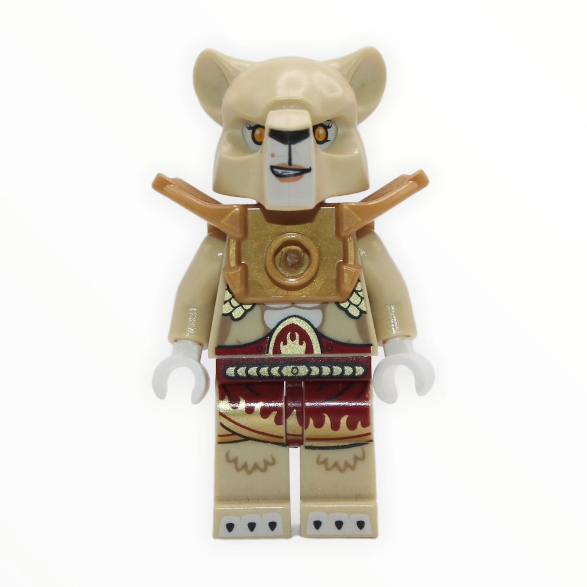LiāElla (gold light armor, red outfit)