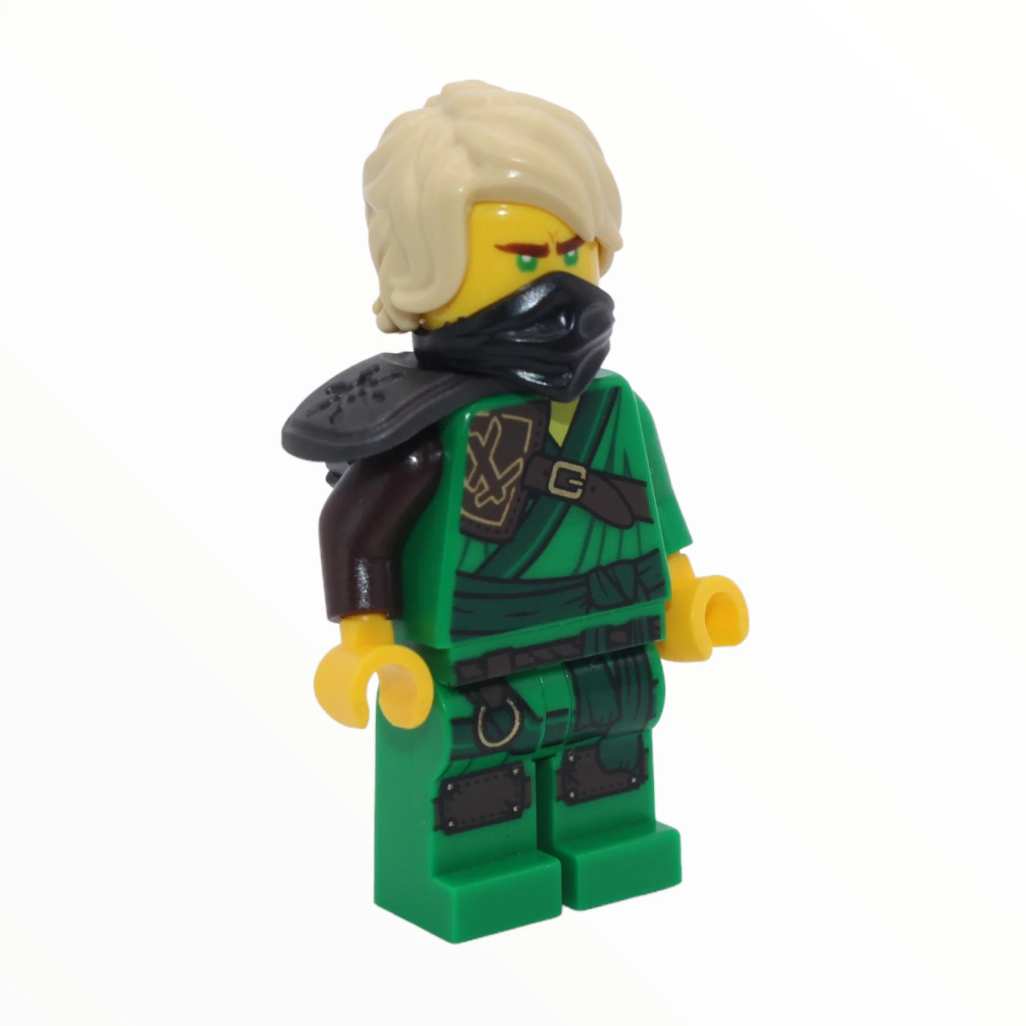 Lloyd (Forbidden Spinjitzu, shoulder armor, black bandana)