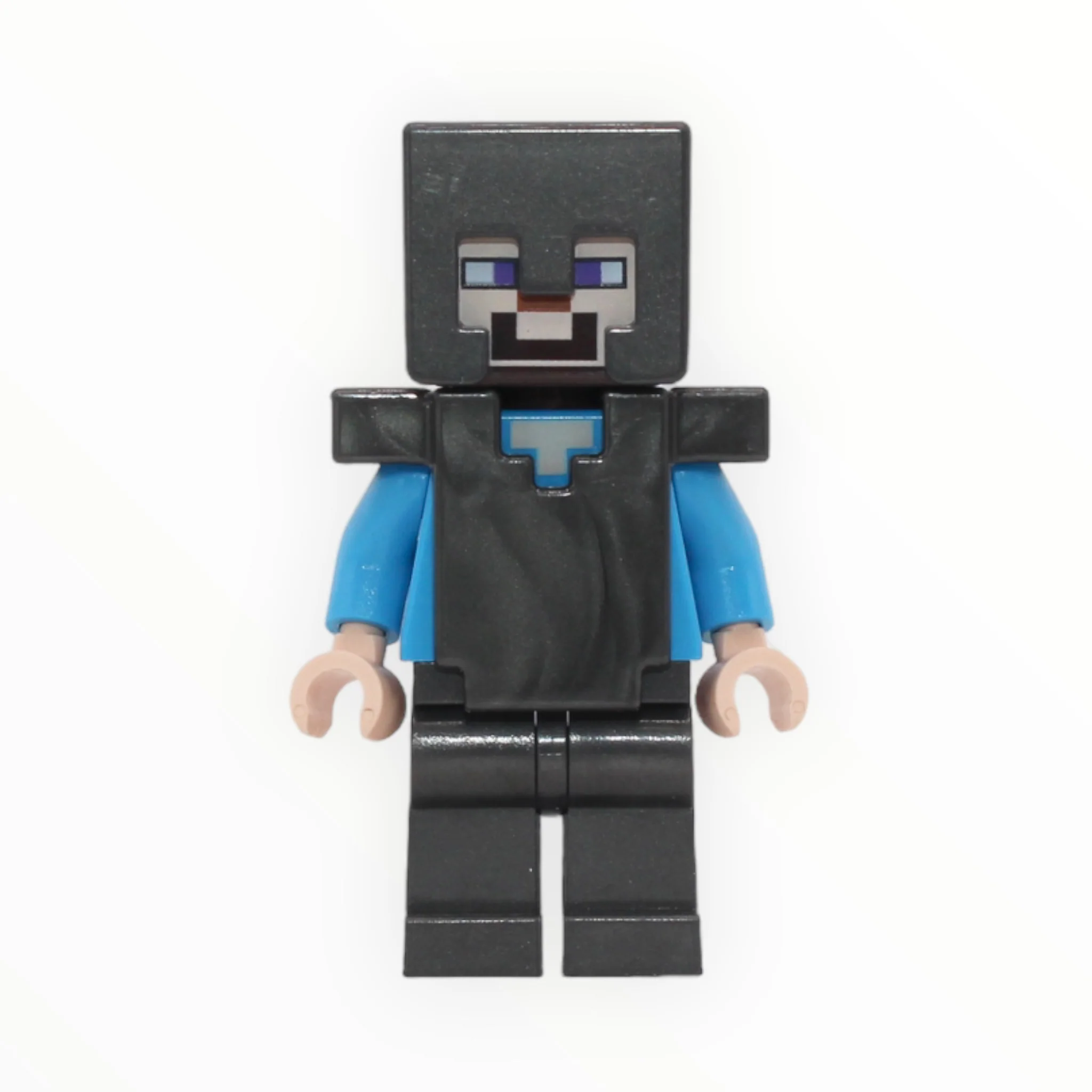 Minecraft Steve (pearl dark gray helmet, armor, legs)