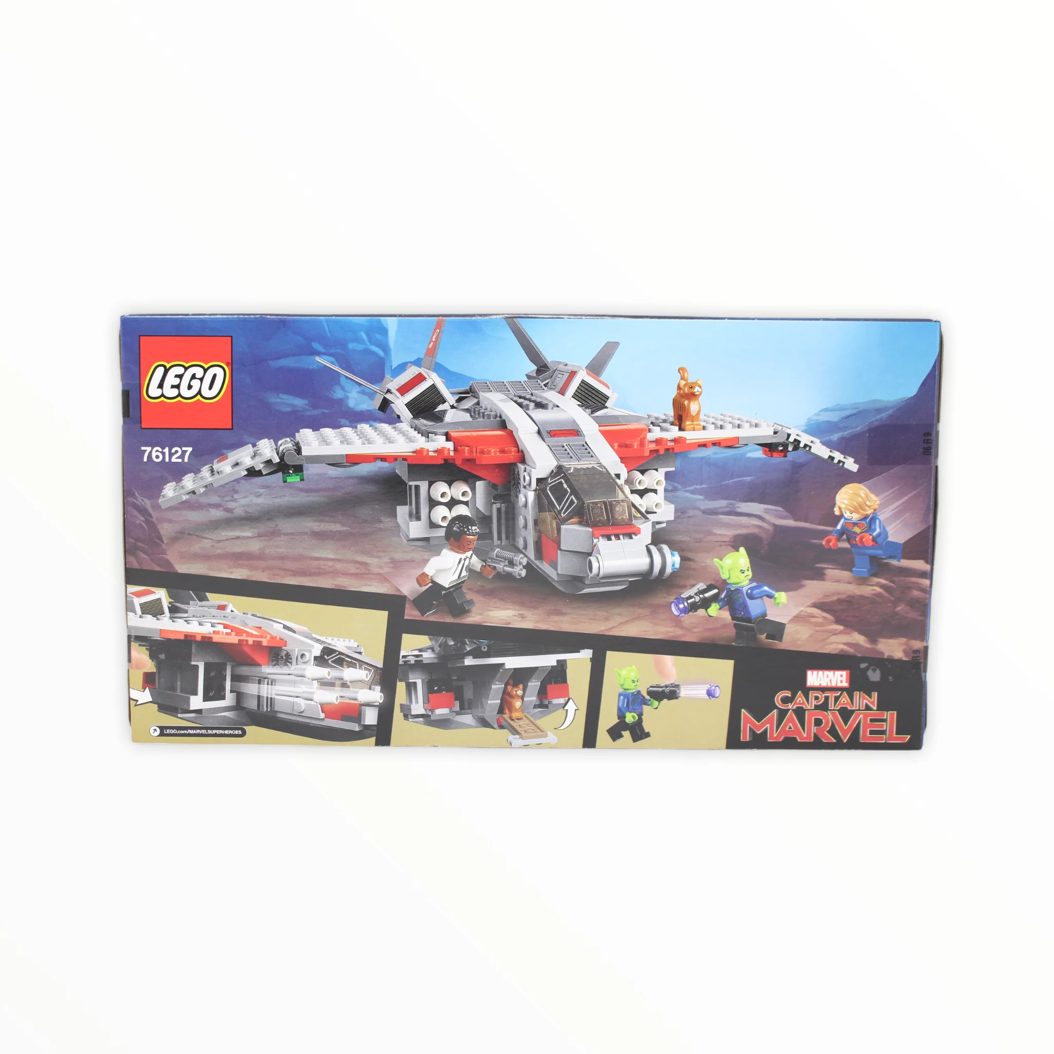 Retired Set 76127 Captain Marvel and The Skrull Attack - Image 2