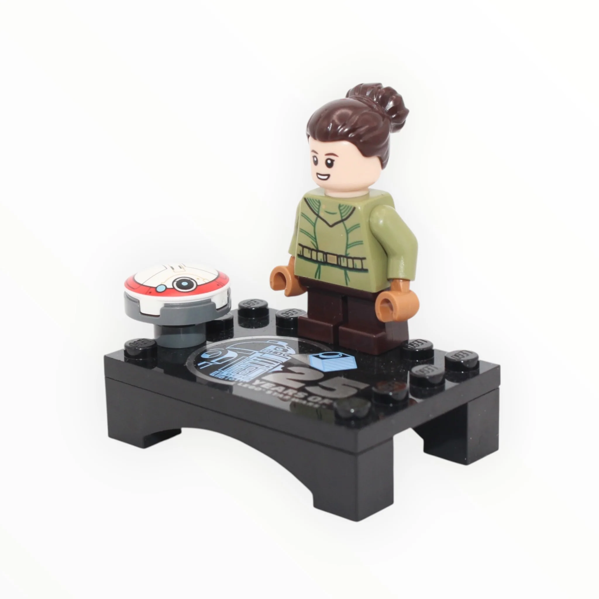 Princess Leia Organa and Lola (with stand)