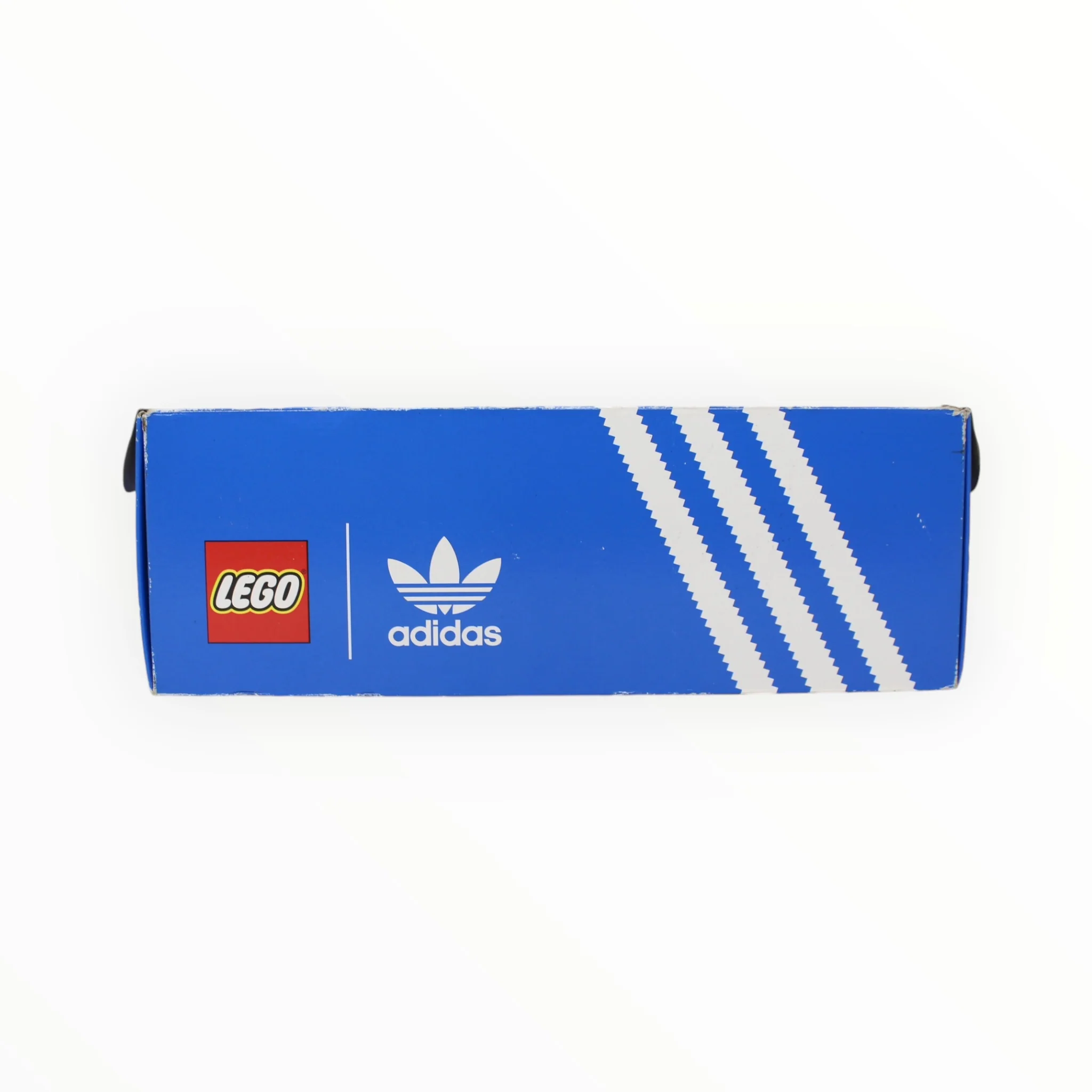 Retired Set 10282 LEGO adidas Originals Superstar (slightly damaged box) - Image 2