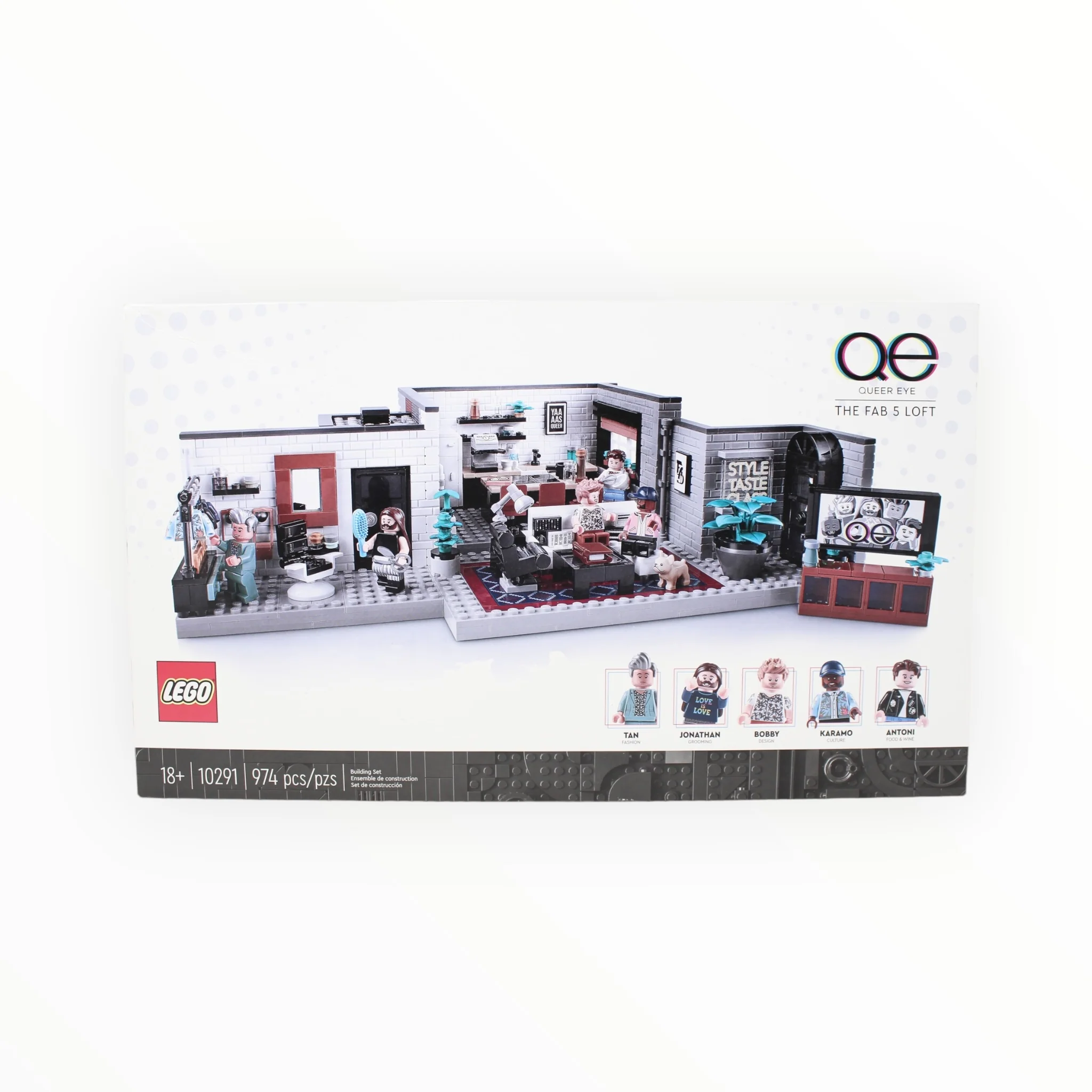 Retired Set 10291 Queer Eye - The Fab 5 Loft (damaged box)