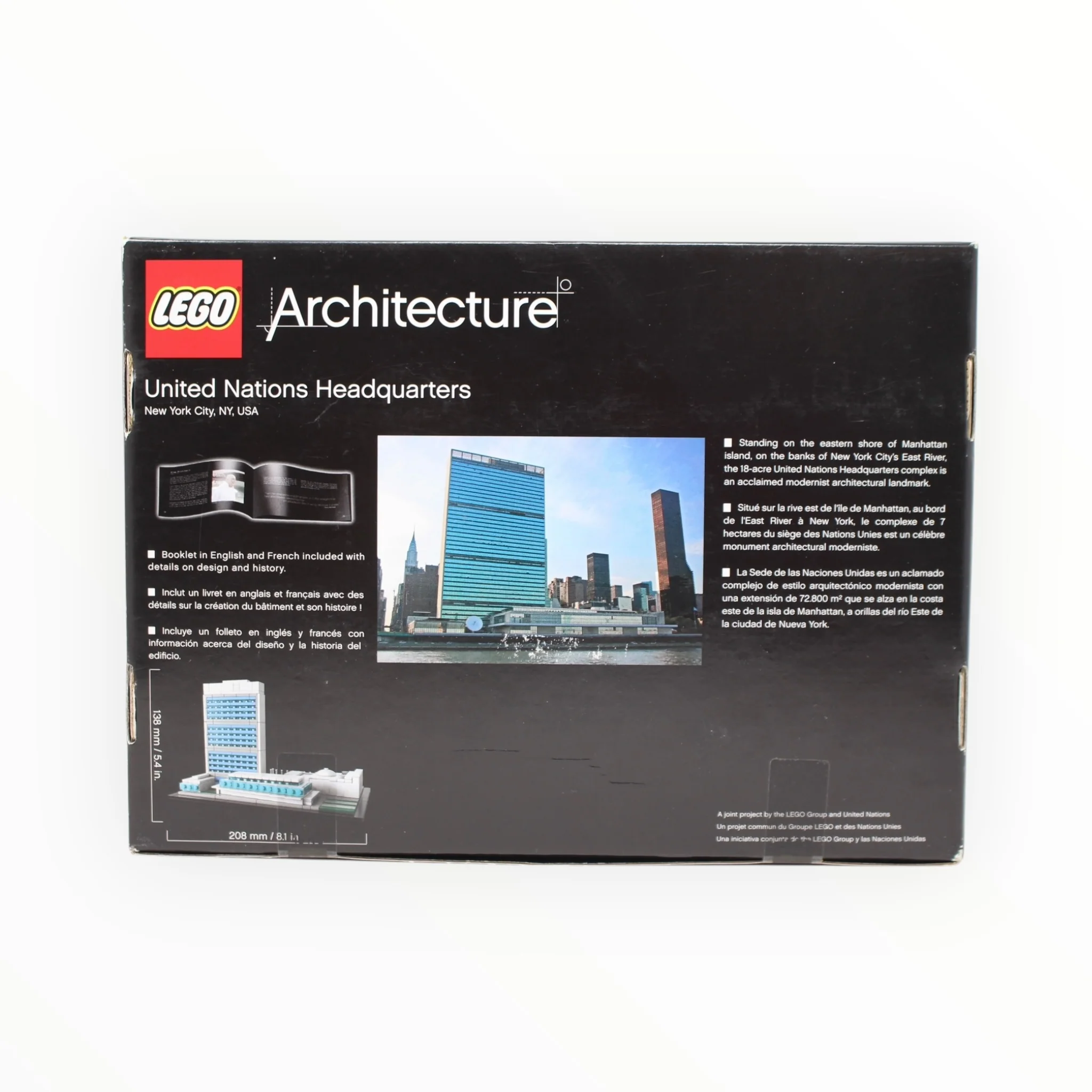 Retired Set 21018 Architecture United Nations Headquarters (damaged box) - Image 2