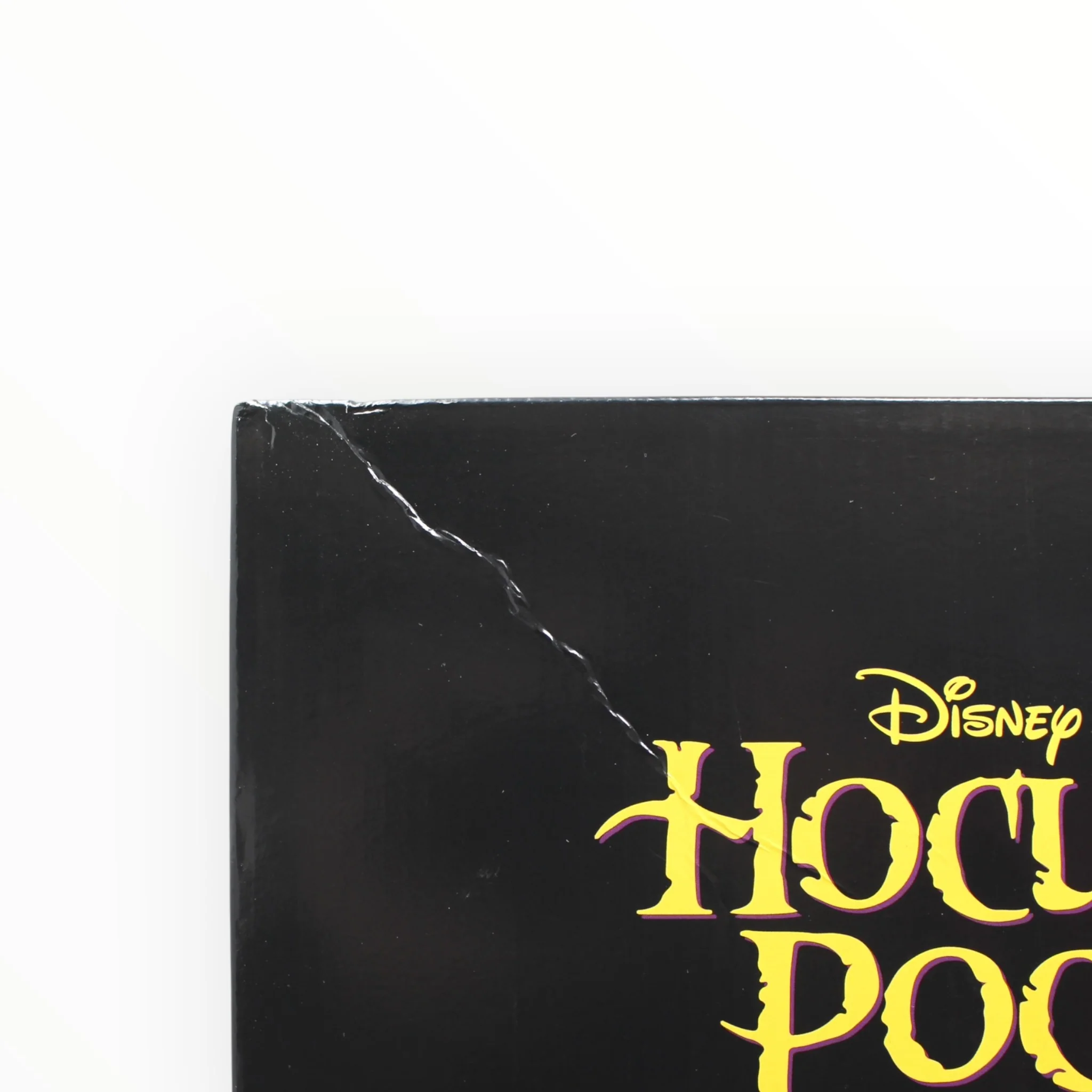 Retired Set 21341 Disney Hocus Pocus: The Sanderson Sisters' Cottage (some box damage) - Image 3