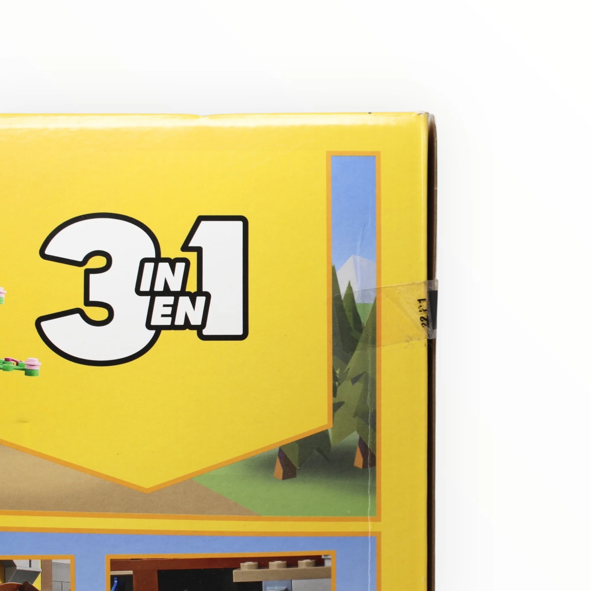 Retired Set 31120 Creator Medieval Castle (damaged box) - Image 3