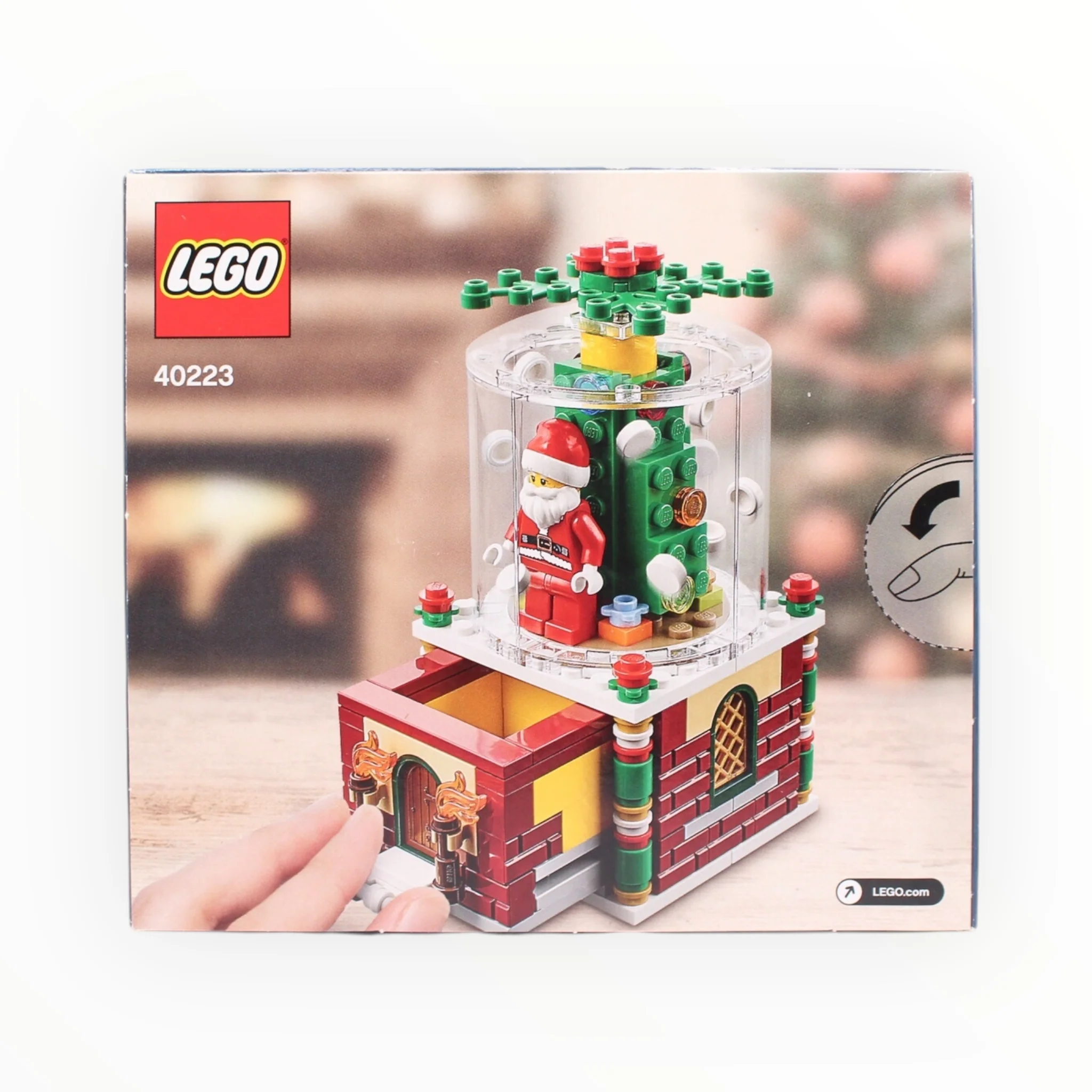 Retired Set 40223 LEGO Snowglobe (damaged box) - Image 2