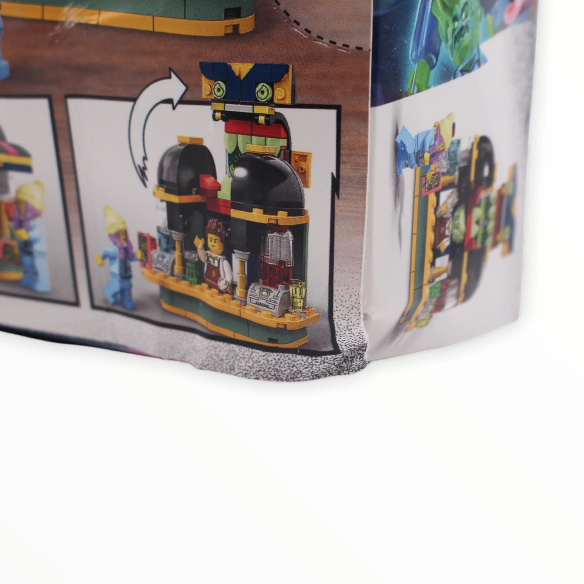 Retired Set 40336 Hidden Side Newbury Juice Bar - Image 3