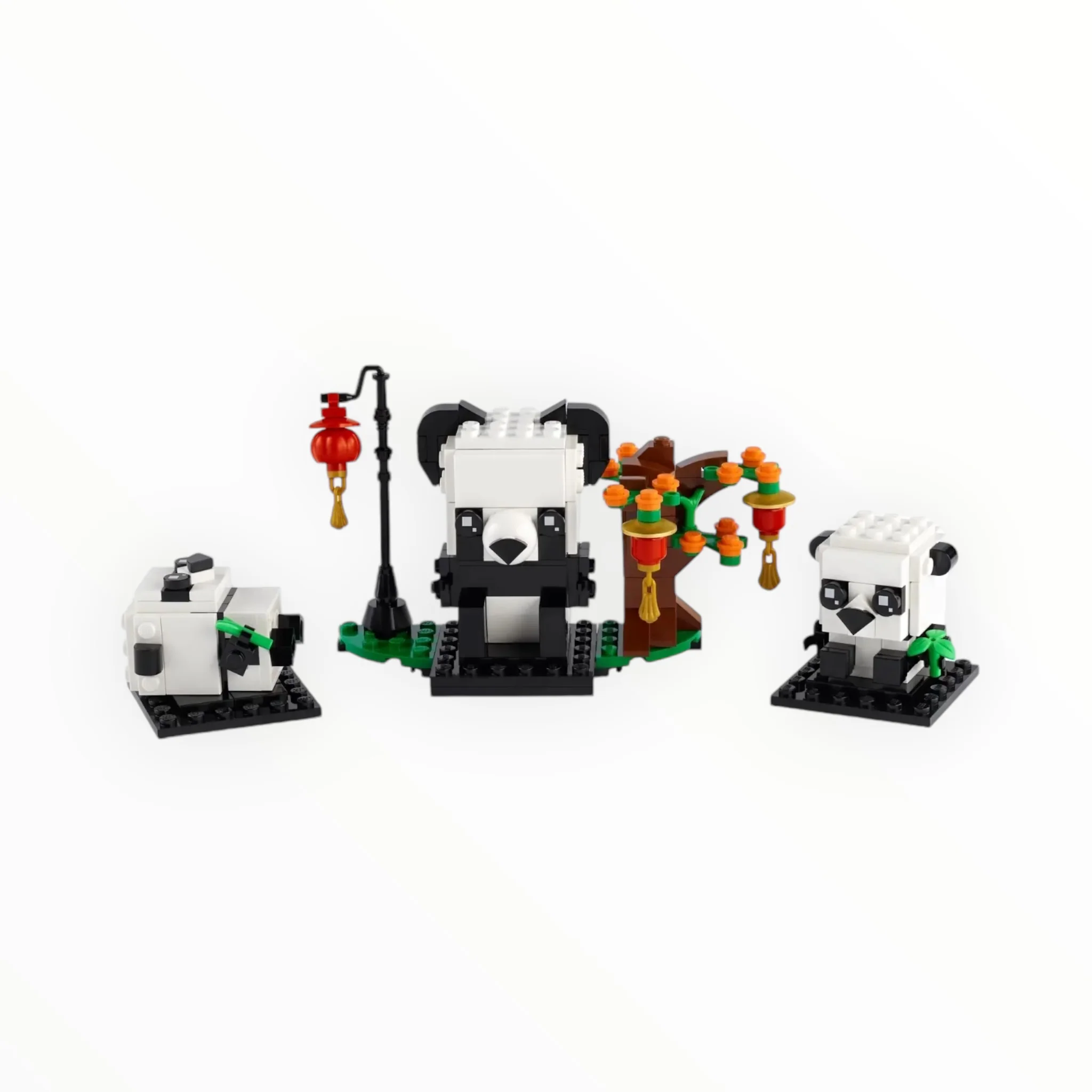 Retired Set 40466 BrickHeadz Chinese New Year Pandas - Image 3
