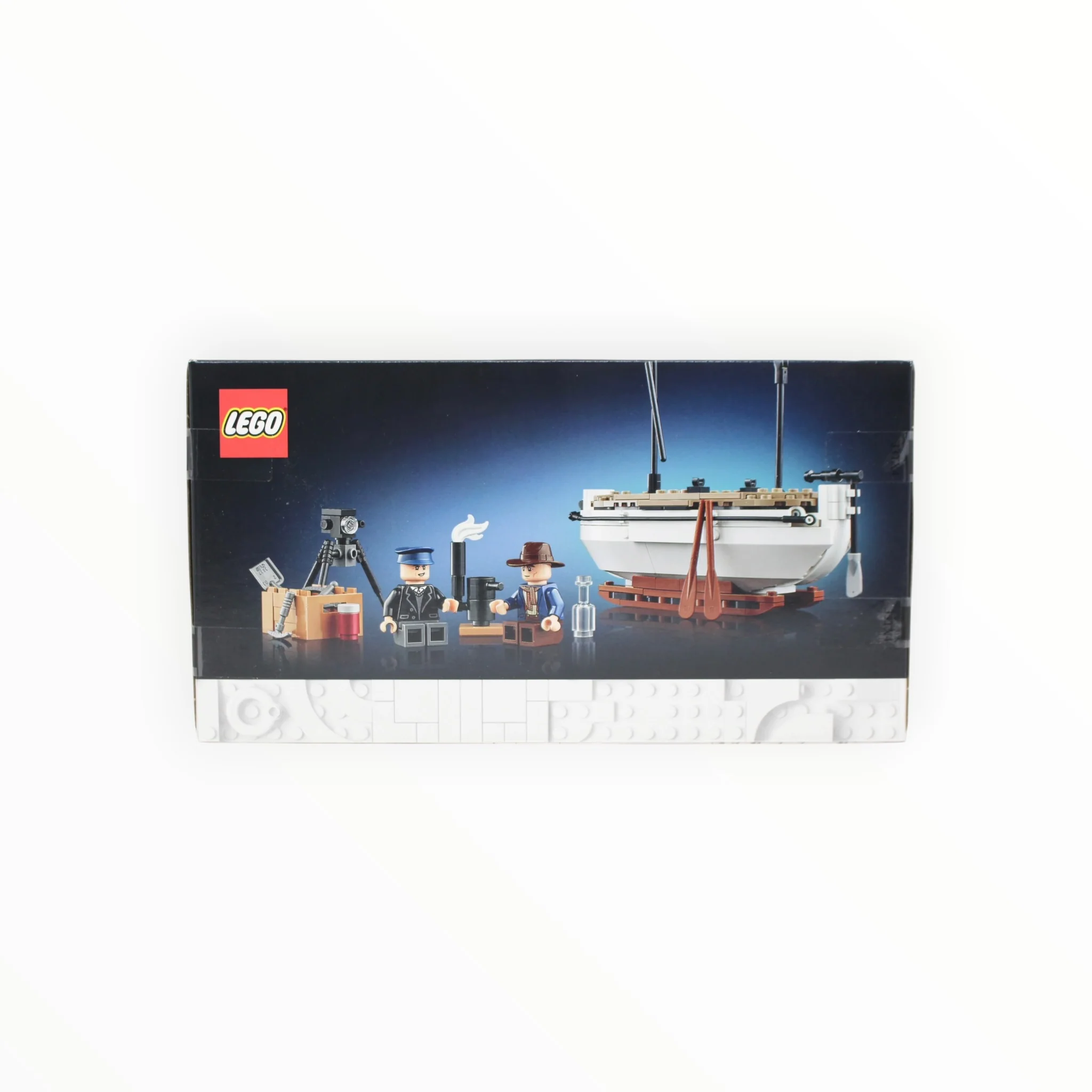 Retired Set 40729 Icons Shackleton’s Lifeboat - Image 2