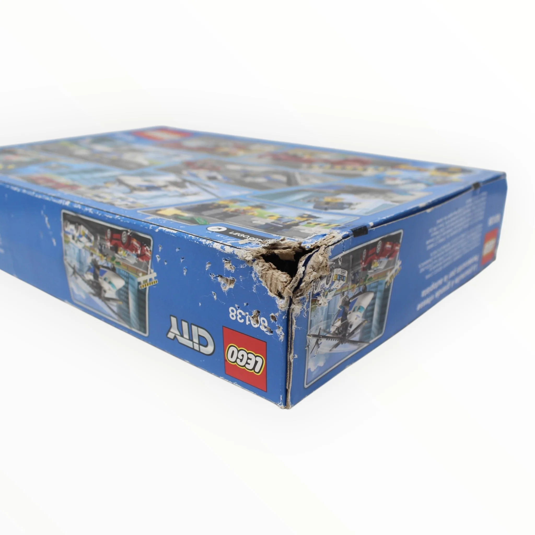 Retired Set 60138 City High-speed Chase (damaged box) - Image 3