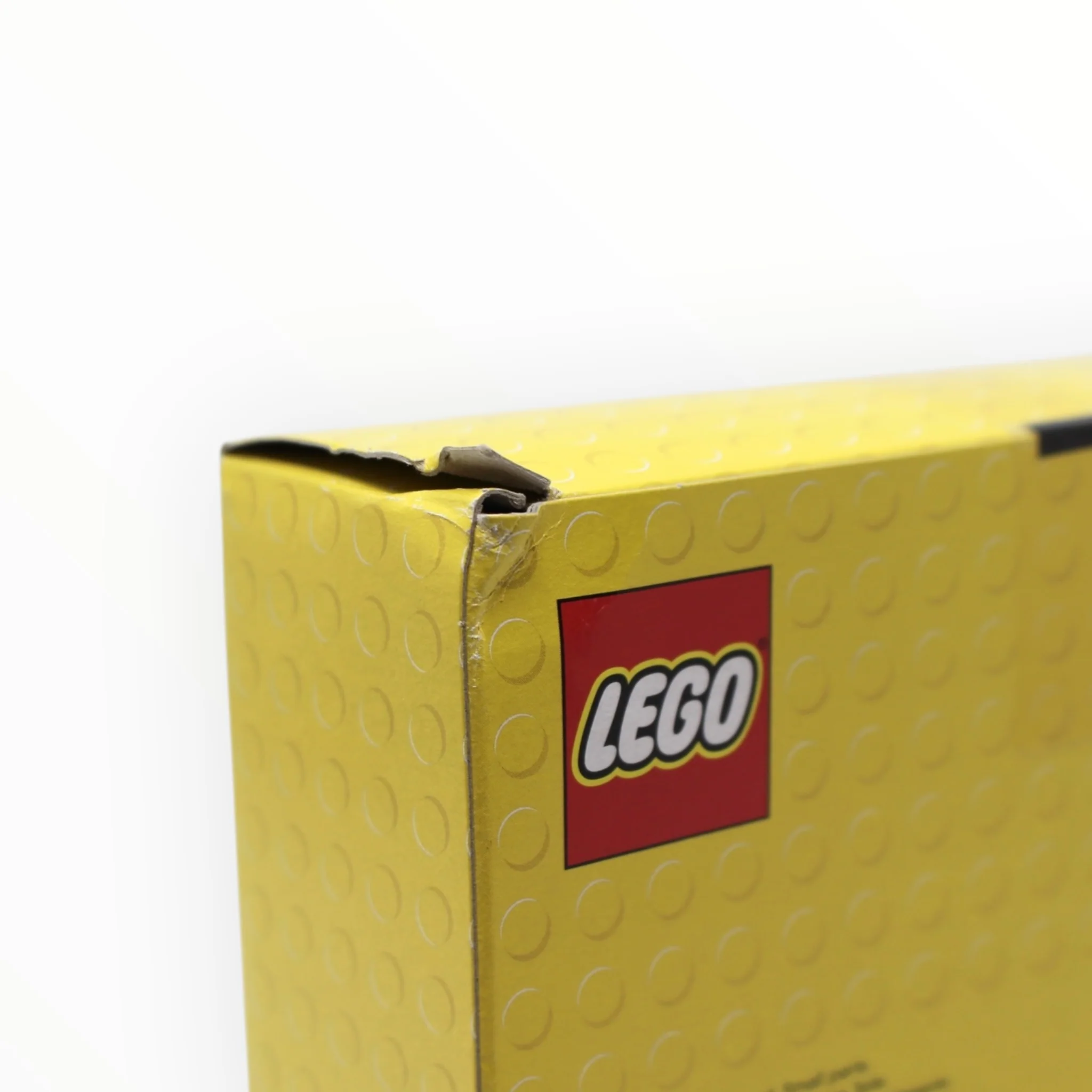 Retired Set 6384342 LEGO Store Grand Opening Exclusive Set - Warsaw, Poland (2021, slight damage) - Image 3