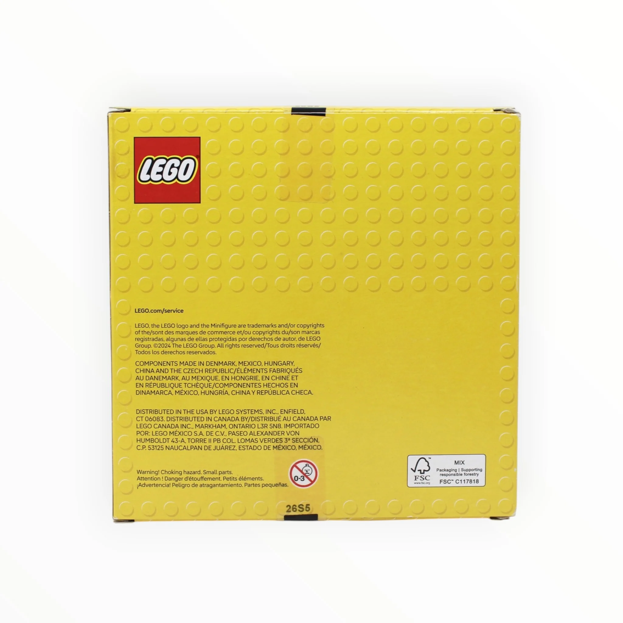 Retired Set 6602966 LEGO Barnes & Noble Promotional - Skaters in the Park - Image 2