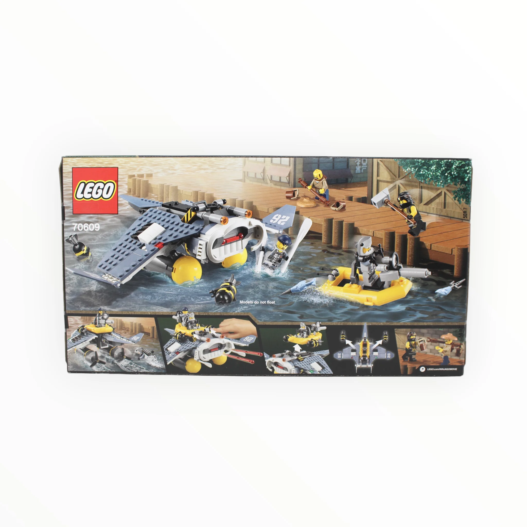 Retired Set 70609 The Ninjago Movie Manta Ray Bomber - Image 2