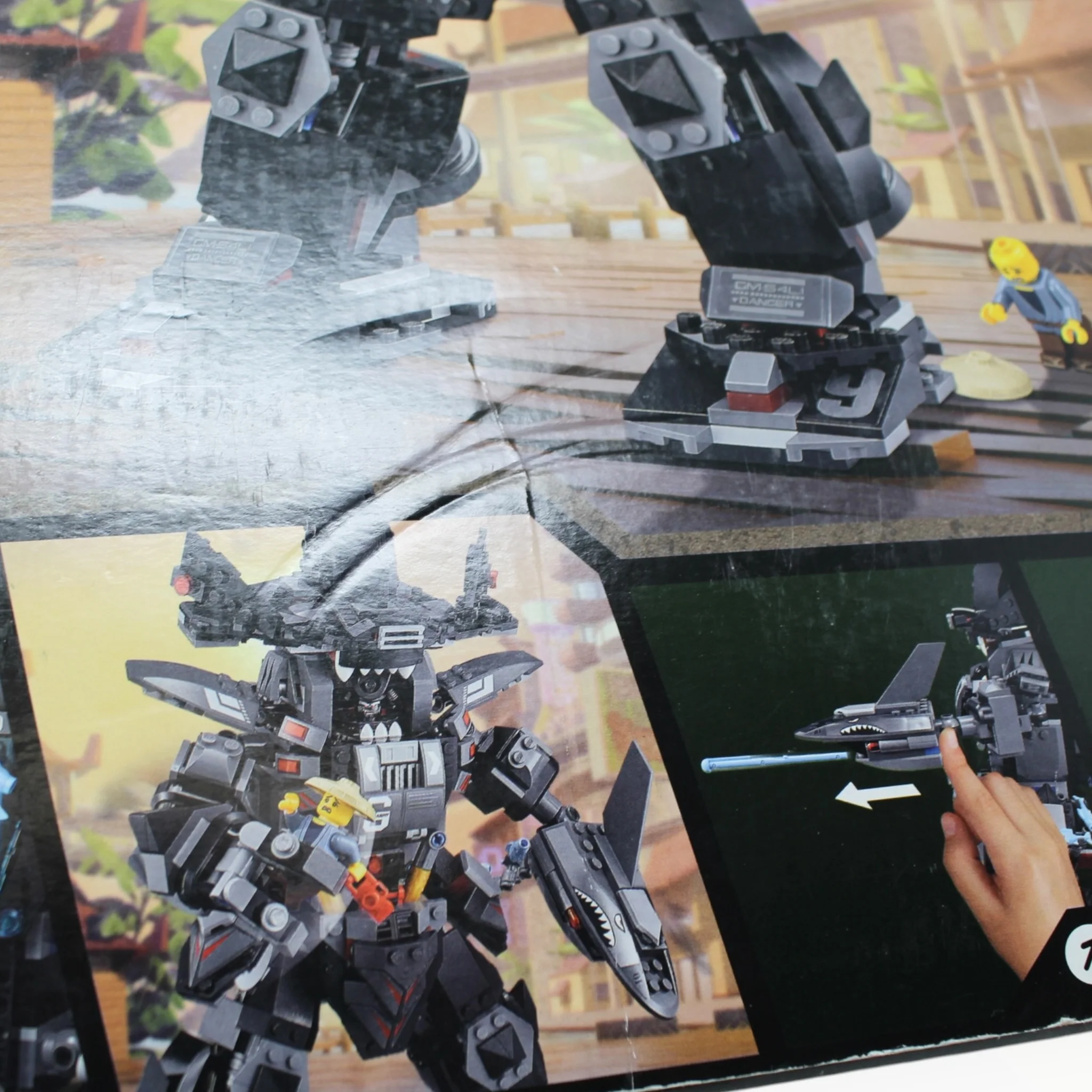 Retired Set 70613 The LEGO Ninjago Movie Garma Mecha Man (slight box damage) - Image 3