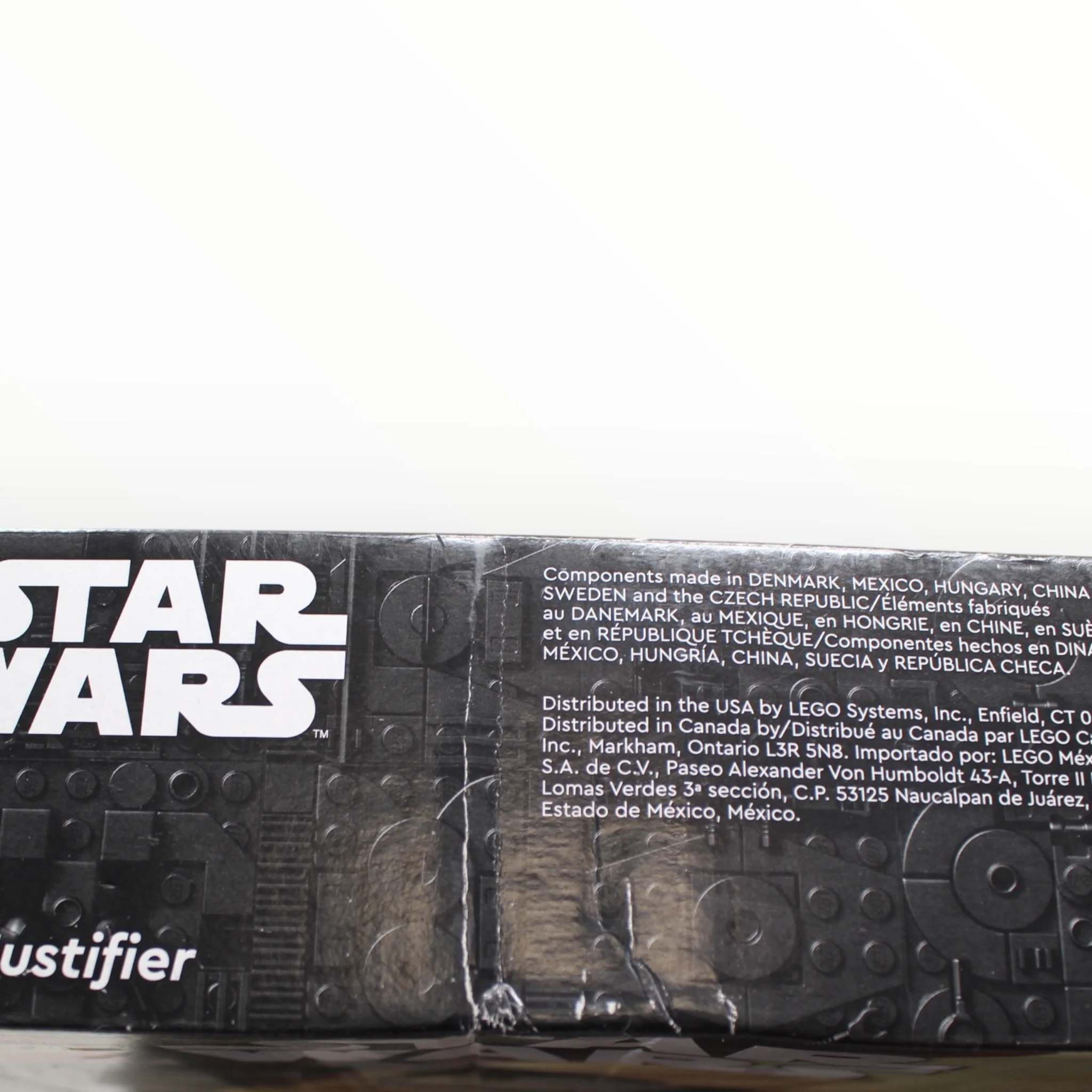 Retired Set 75323 Star Wars The Justifier (damaged box) - Image 5