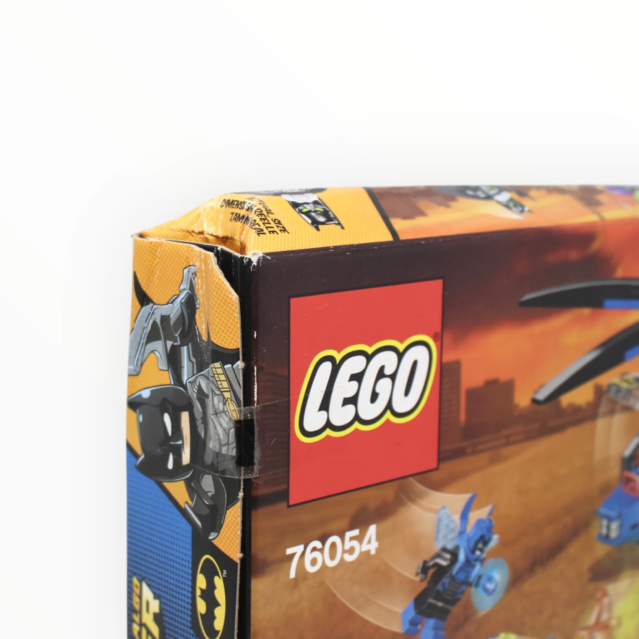 Retired Set 76054 DC Super Heroes Batman: Scarecrow Harvest of Fear (damaged box) - Image 3
