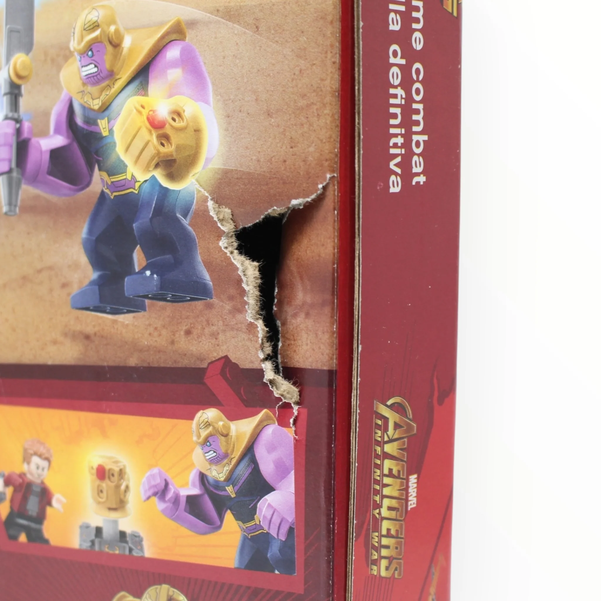 Retired Set 76107 Marvel Super Heroes Thanos: Ultimate Battle (damaged box) - Image 3