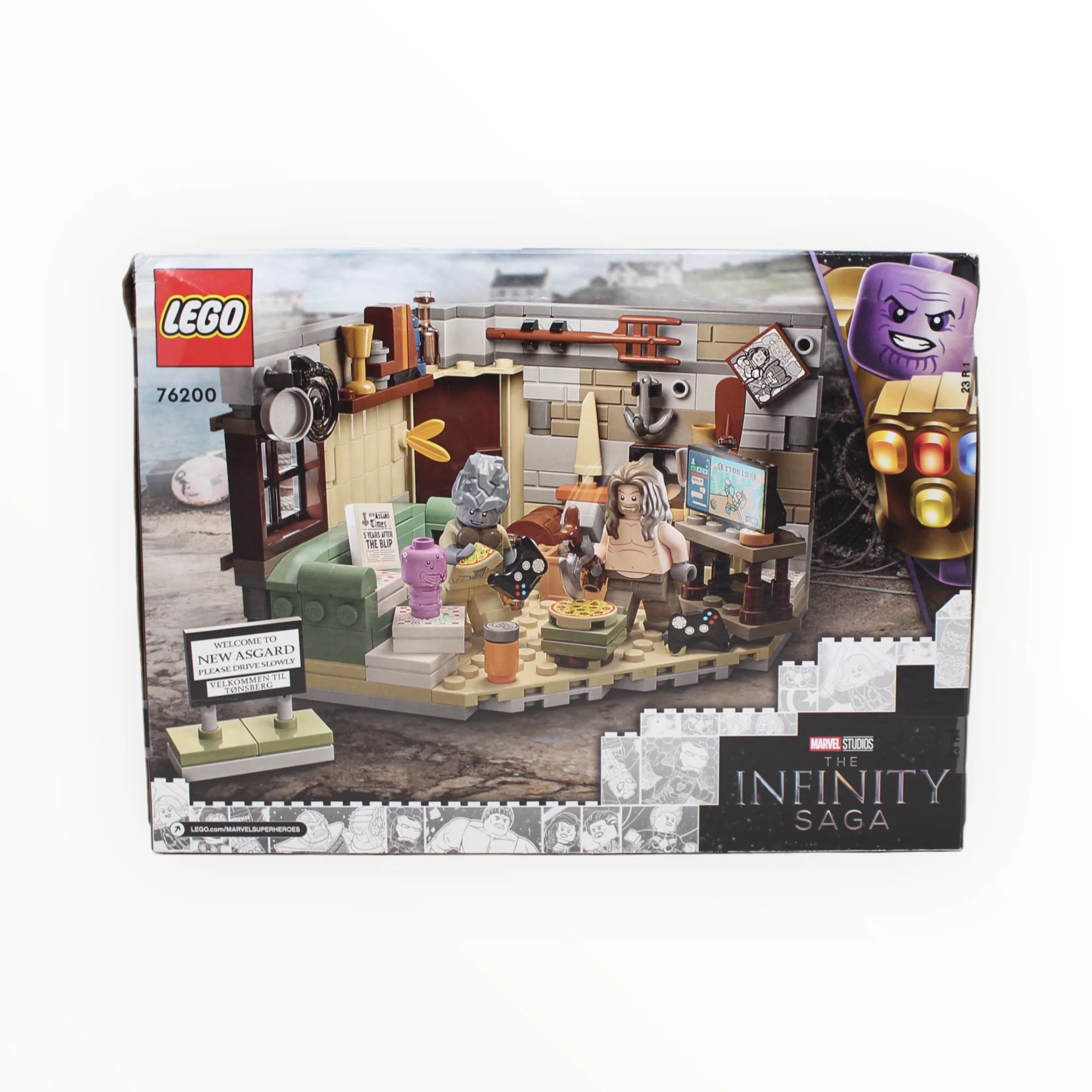 Retired Set 76200 Infinity Saga Bro Thor’s New Asgard (damaged box) - Image 2