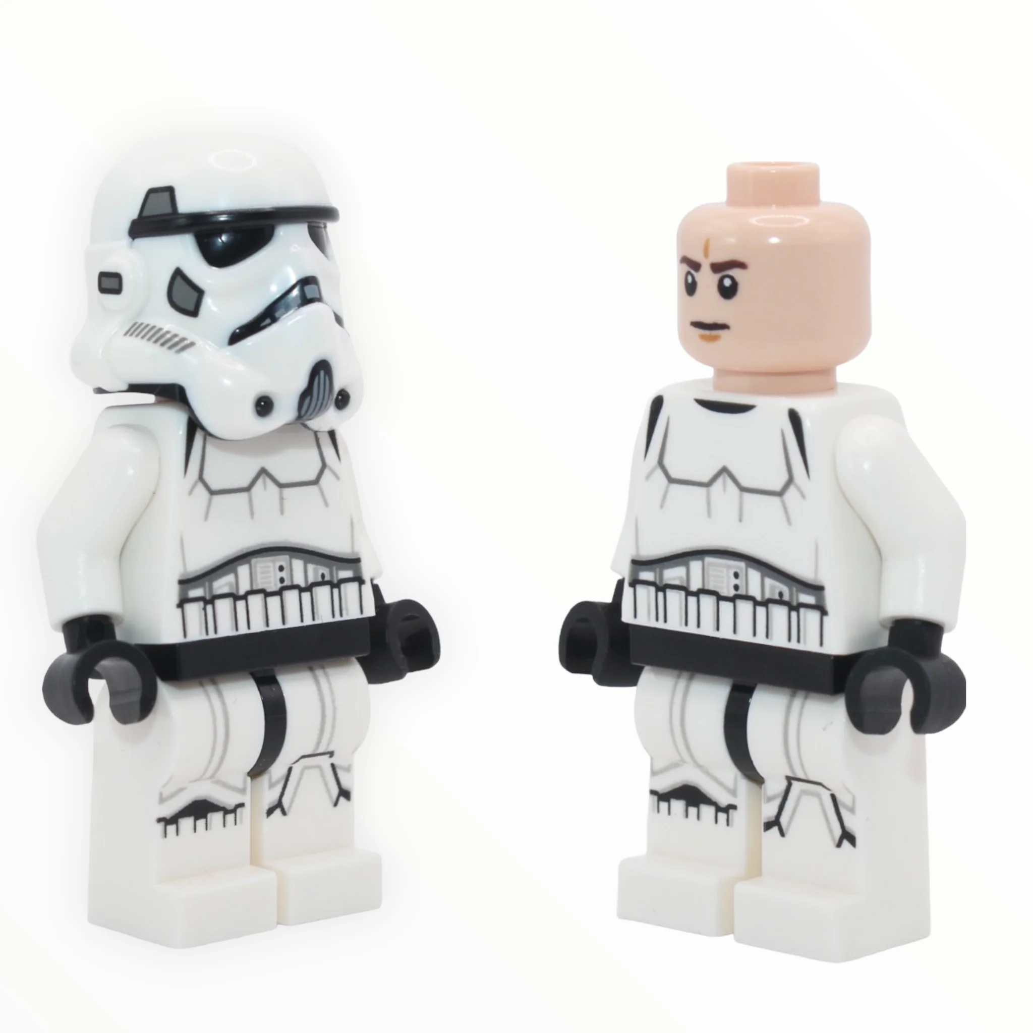 Stormtrooper (dual-molded helmet, simple torso, frown, 2021)