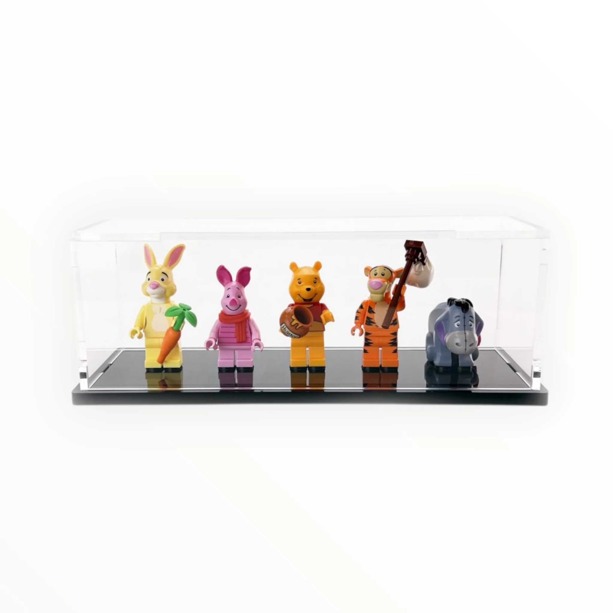 Tricked Out Bricks Minifigure Display Case (5 figures, black base)