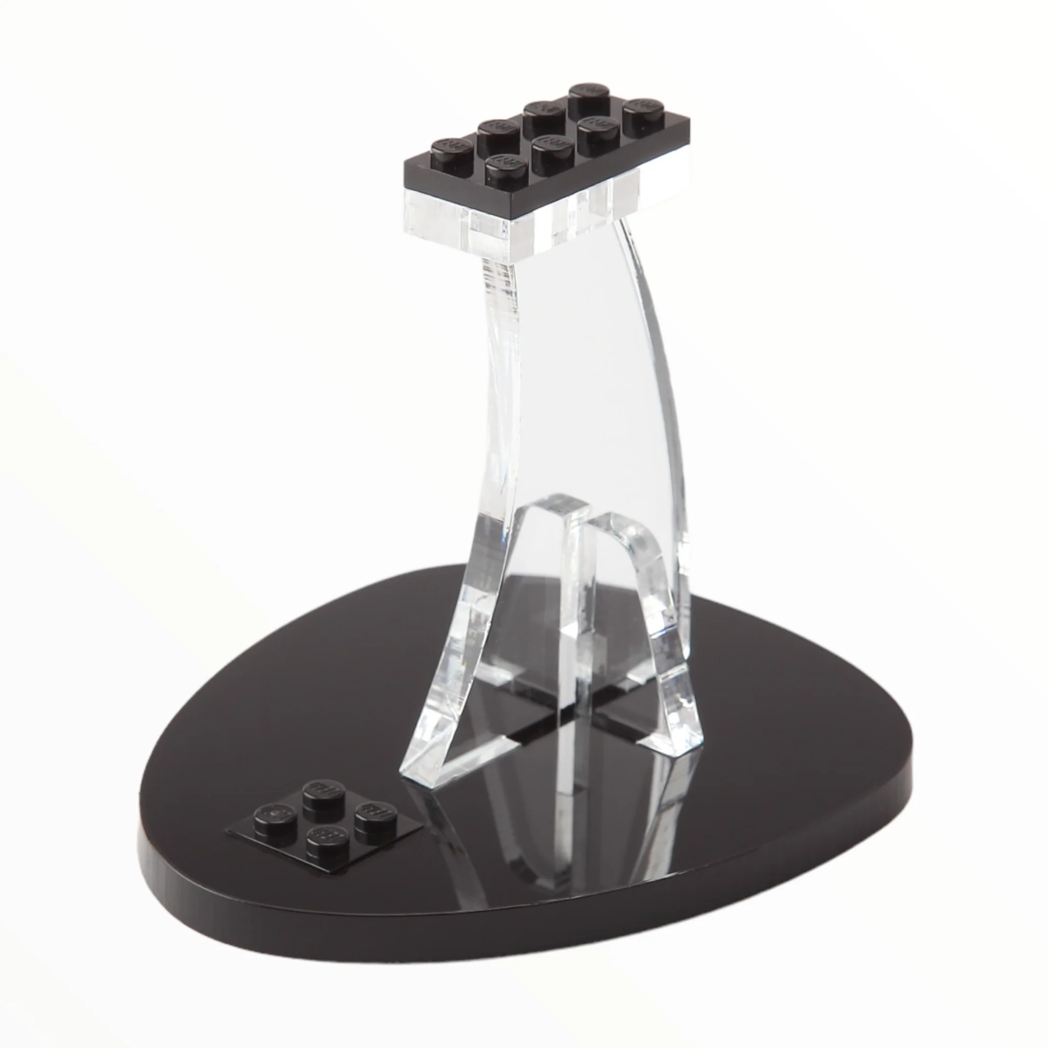 Tricked Out Bricks Oval Display Stand - Image 2