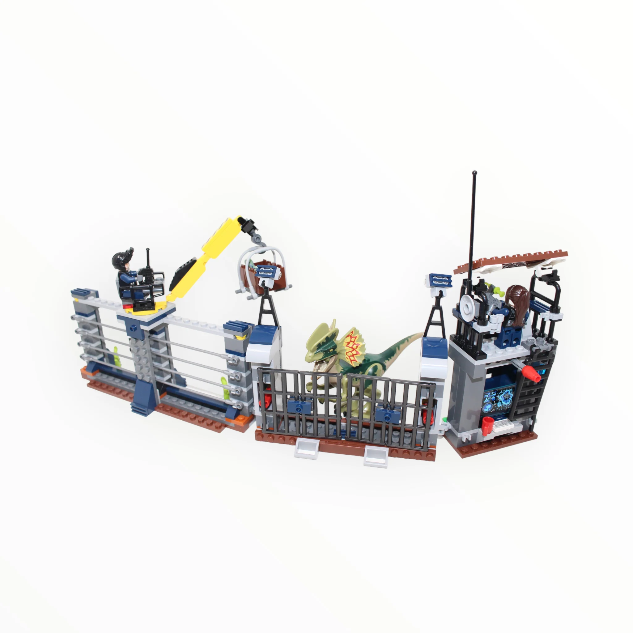 Used Set 75931 Jurassic World Dilophosaurus Outpost Attack - Image 2