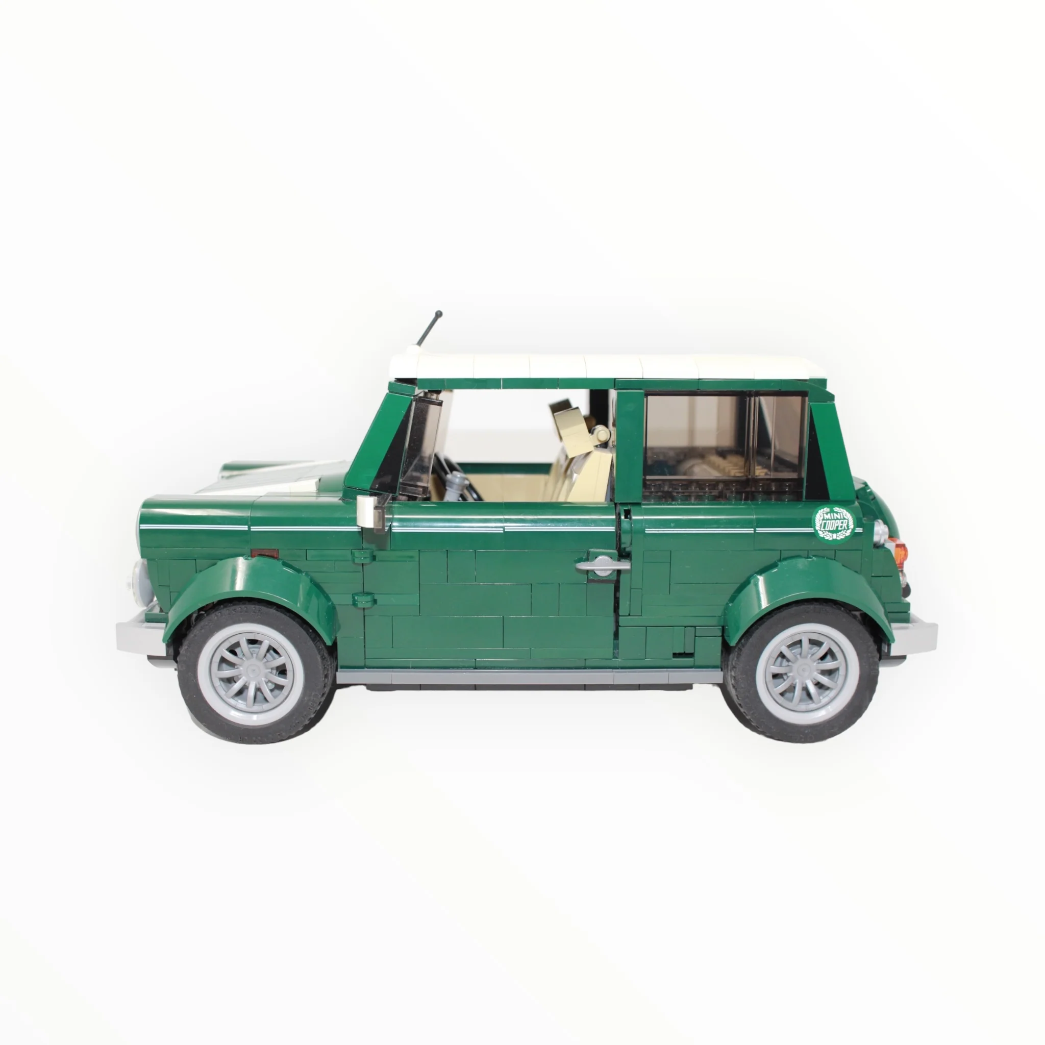 Used Set 10242 Creator MINI Cooper - Image 3