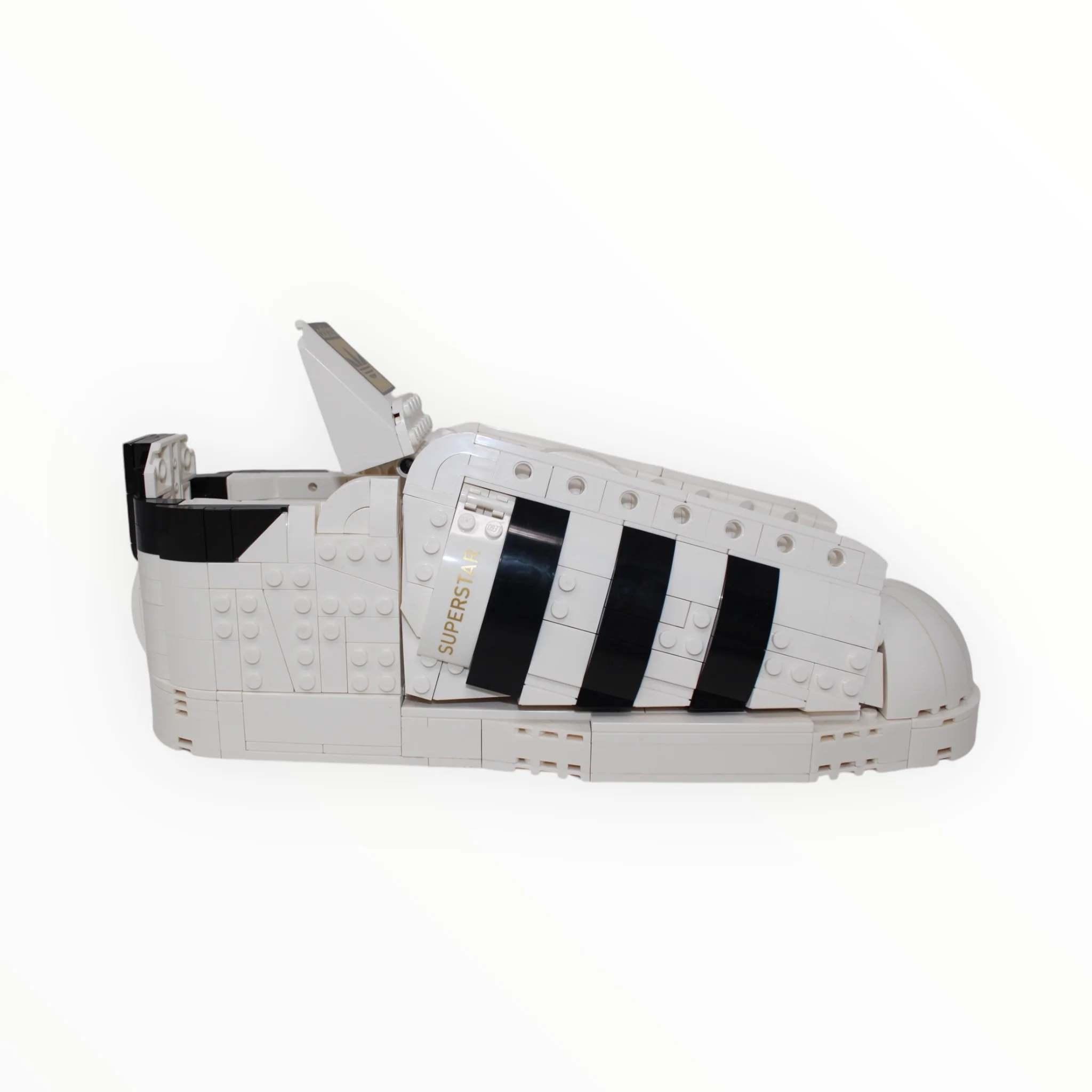 Used Set 10282 LEGO Adidas Originals Superstar - Image 2