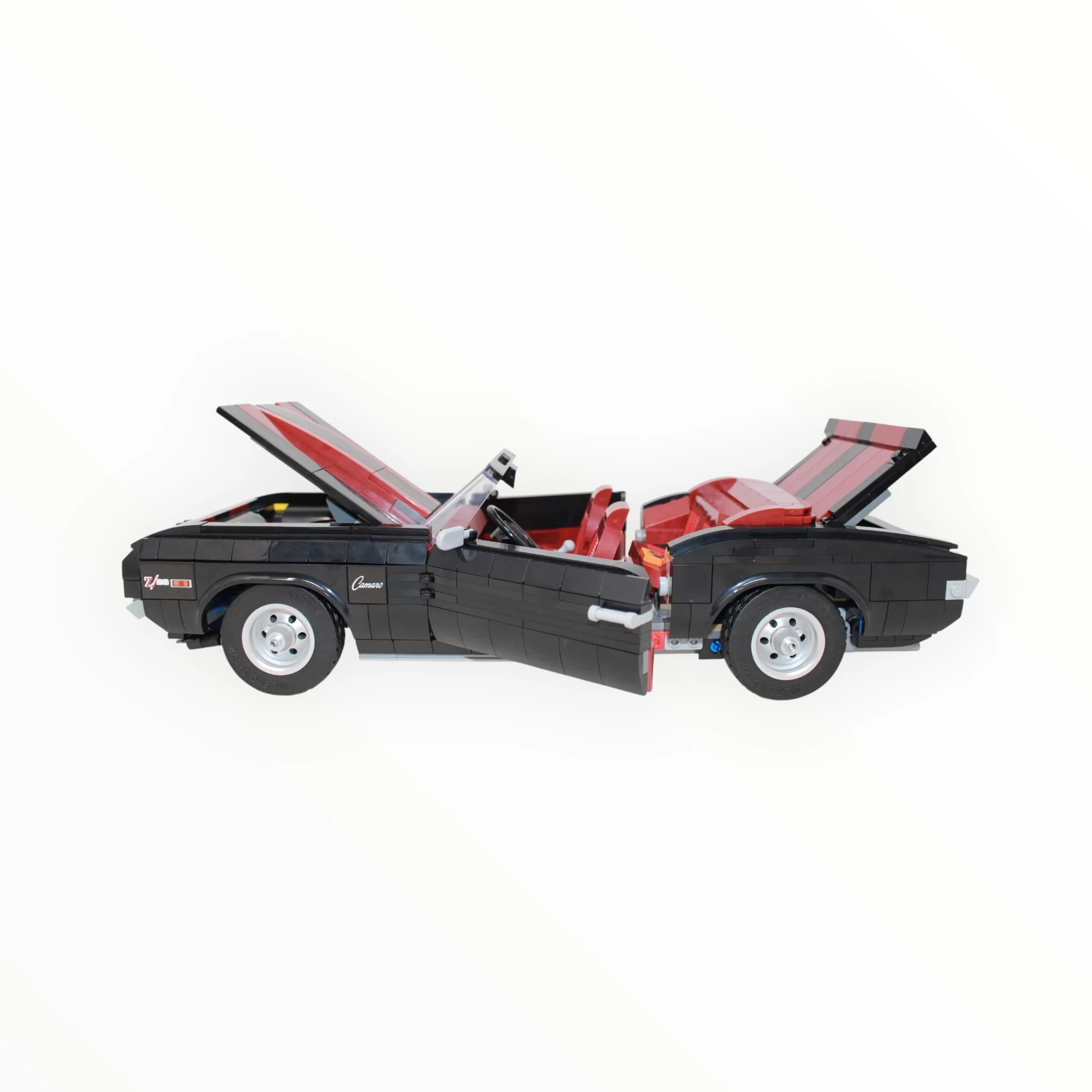 Used Set 10304 Icons Chevrolet Camaro Z28 - Image 3