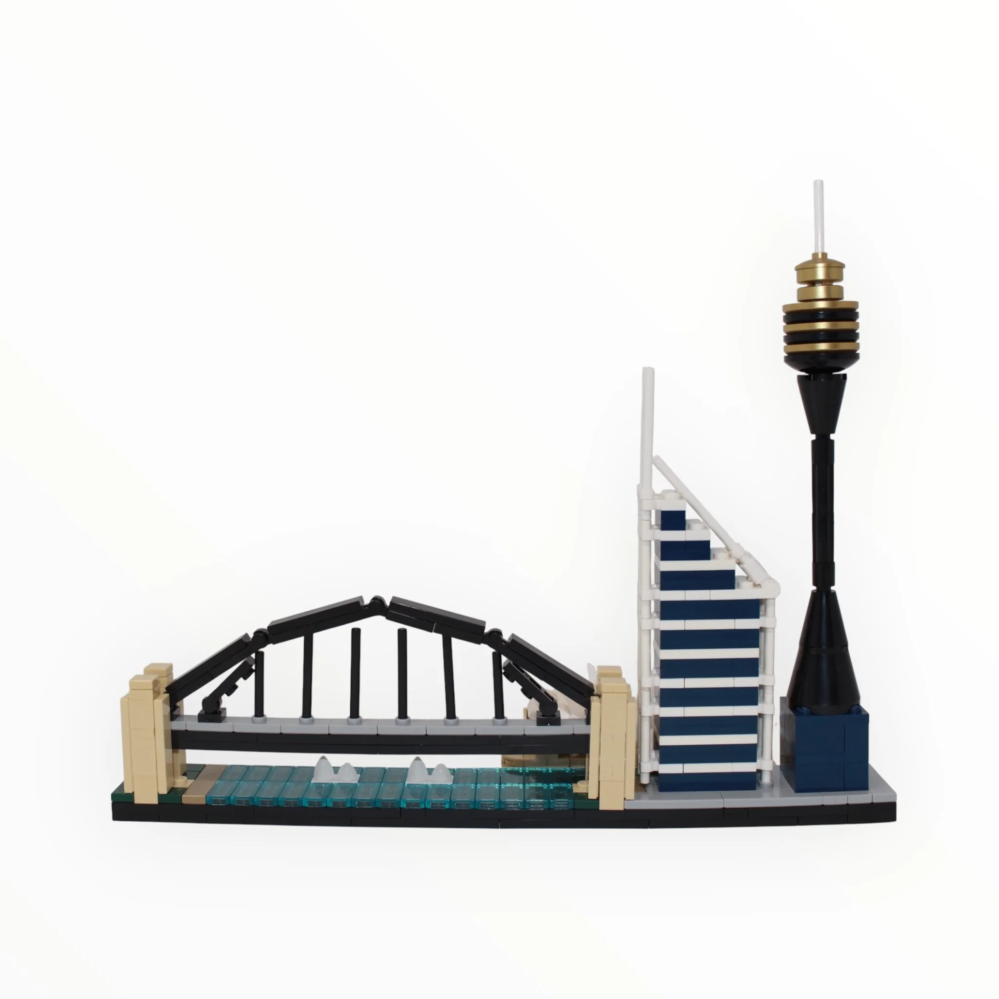Used Set 21032 Architecture Sydney - Image 2