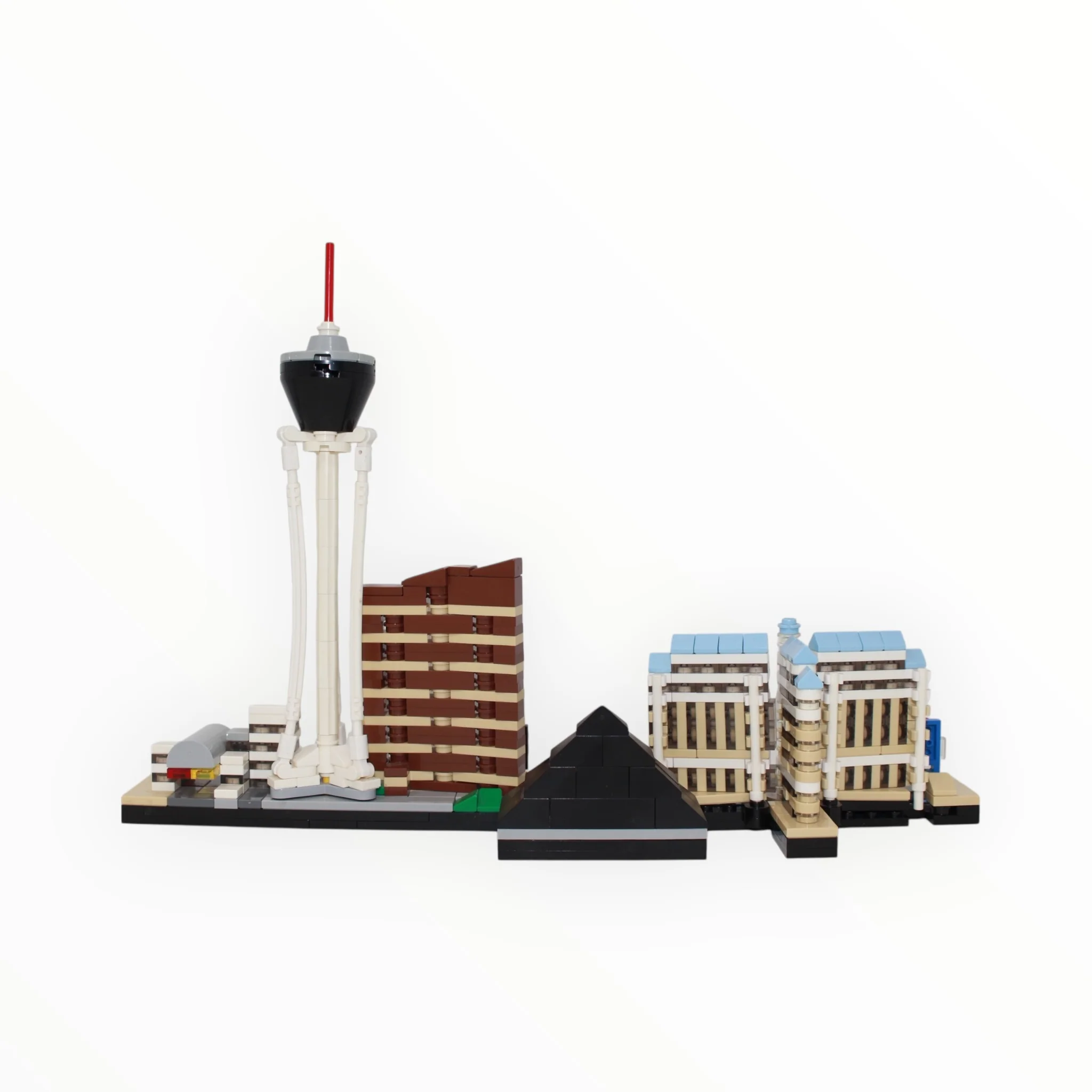 Used Set 21047 Architecture Las Vegas - Image 2