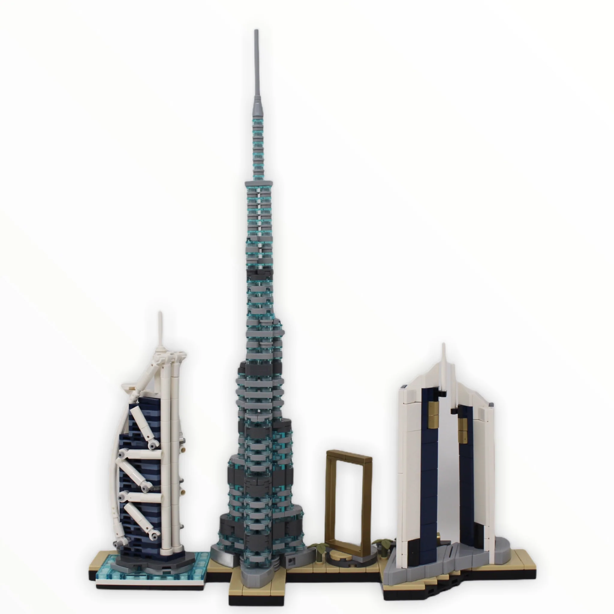 Used Set 21052 Architecture Dubai - Image 2