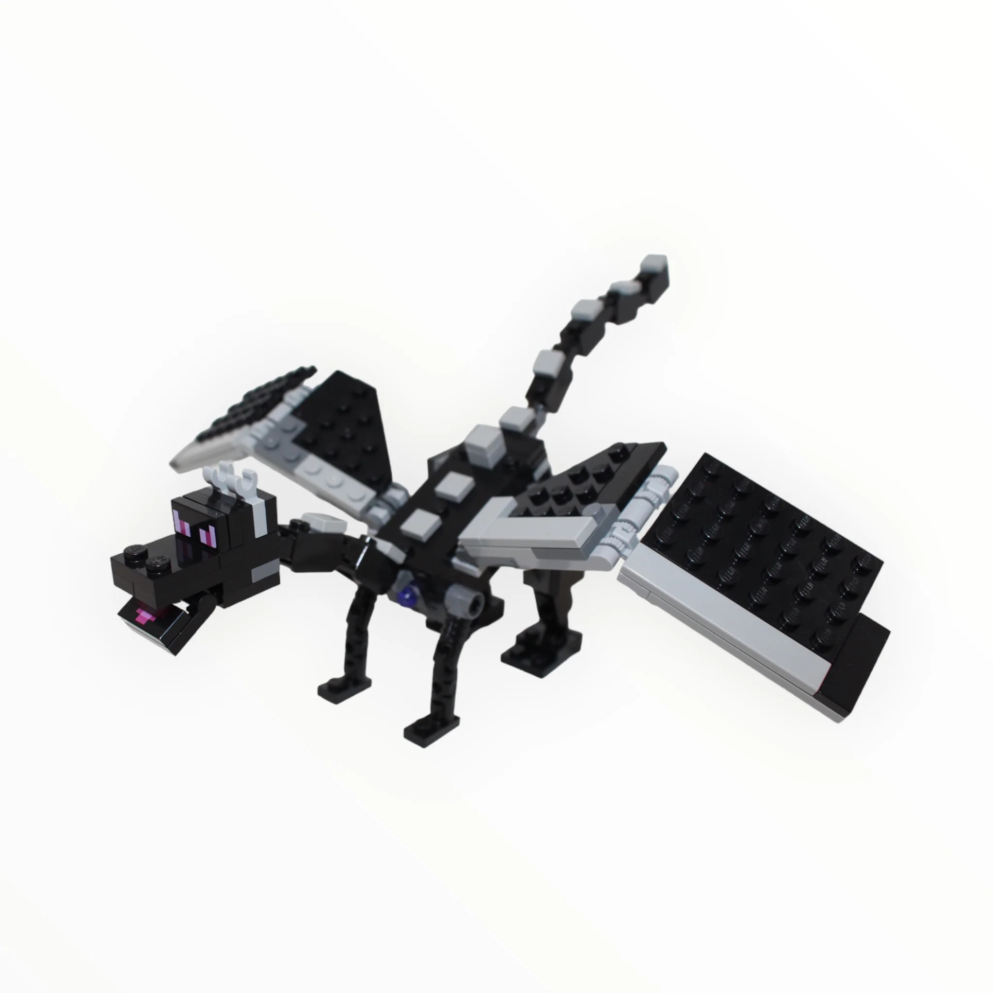 Used Set 21151 Minecraft The End Battle - Image 2